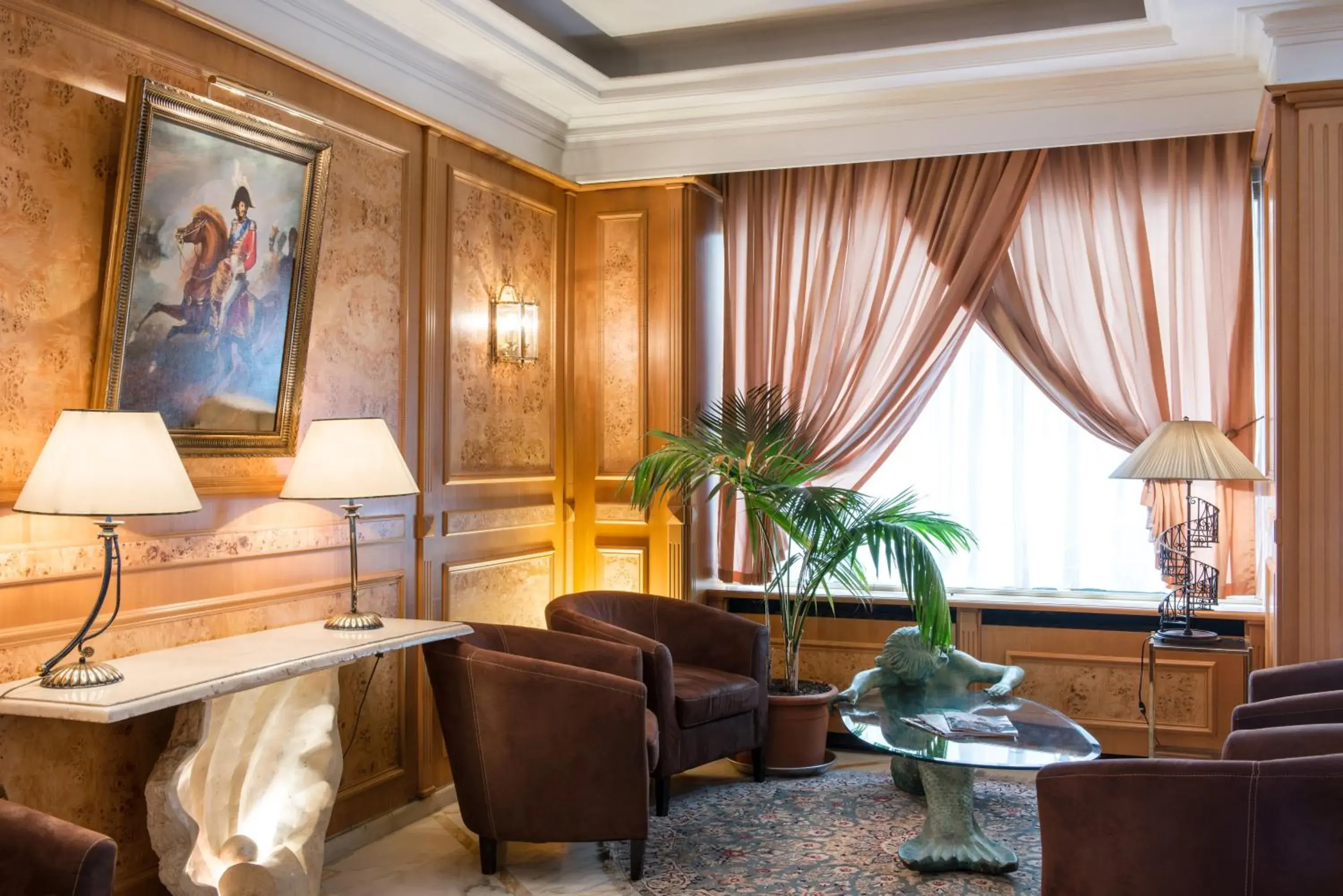 Lobby or reception in Princesse Caroline Lobby or reception in Princesse Caroline