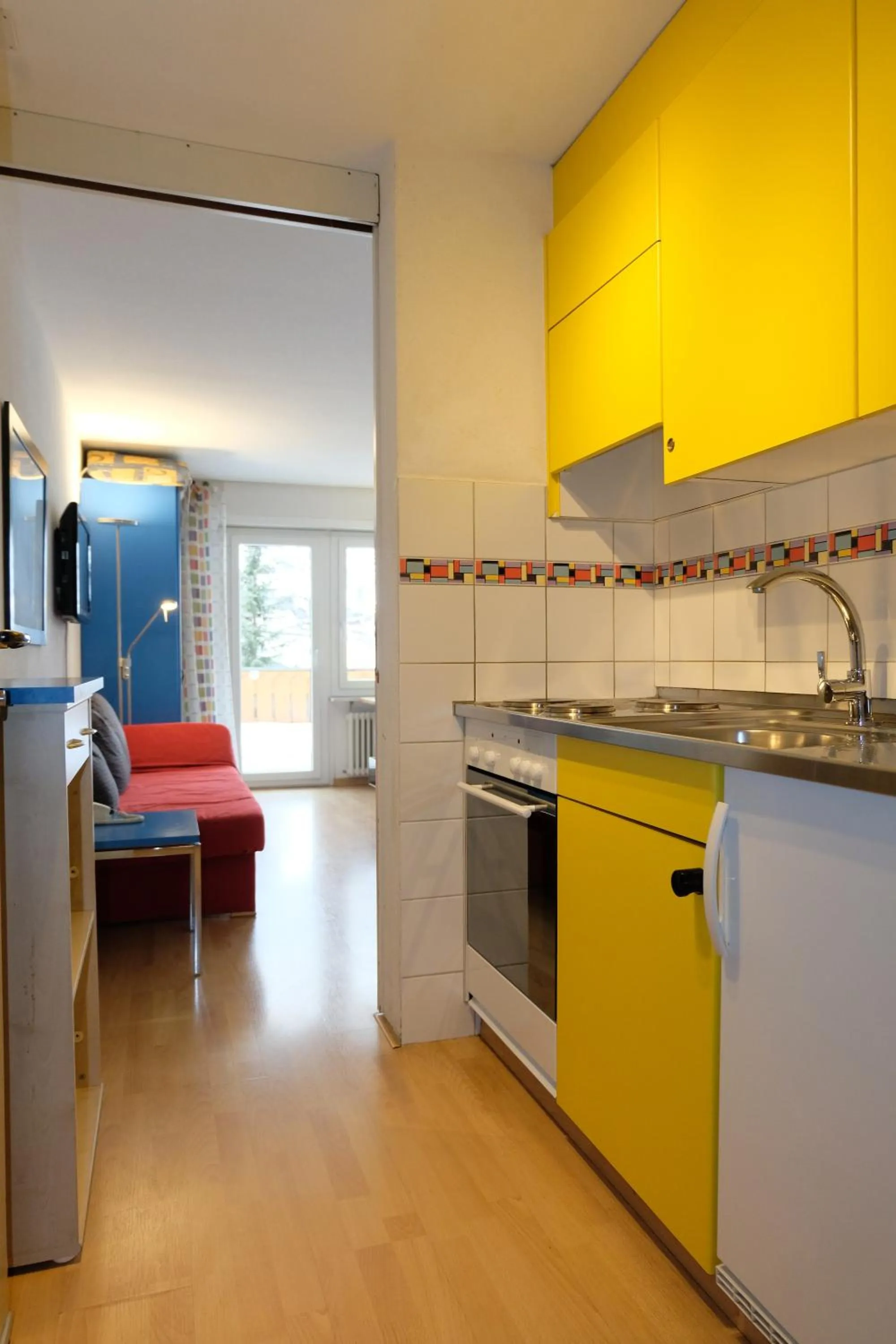 Kitchen or kitchenette in Artist Apartments & Hotel Garni