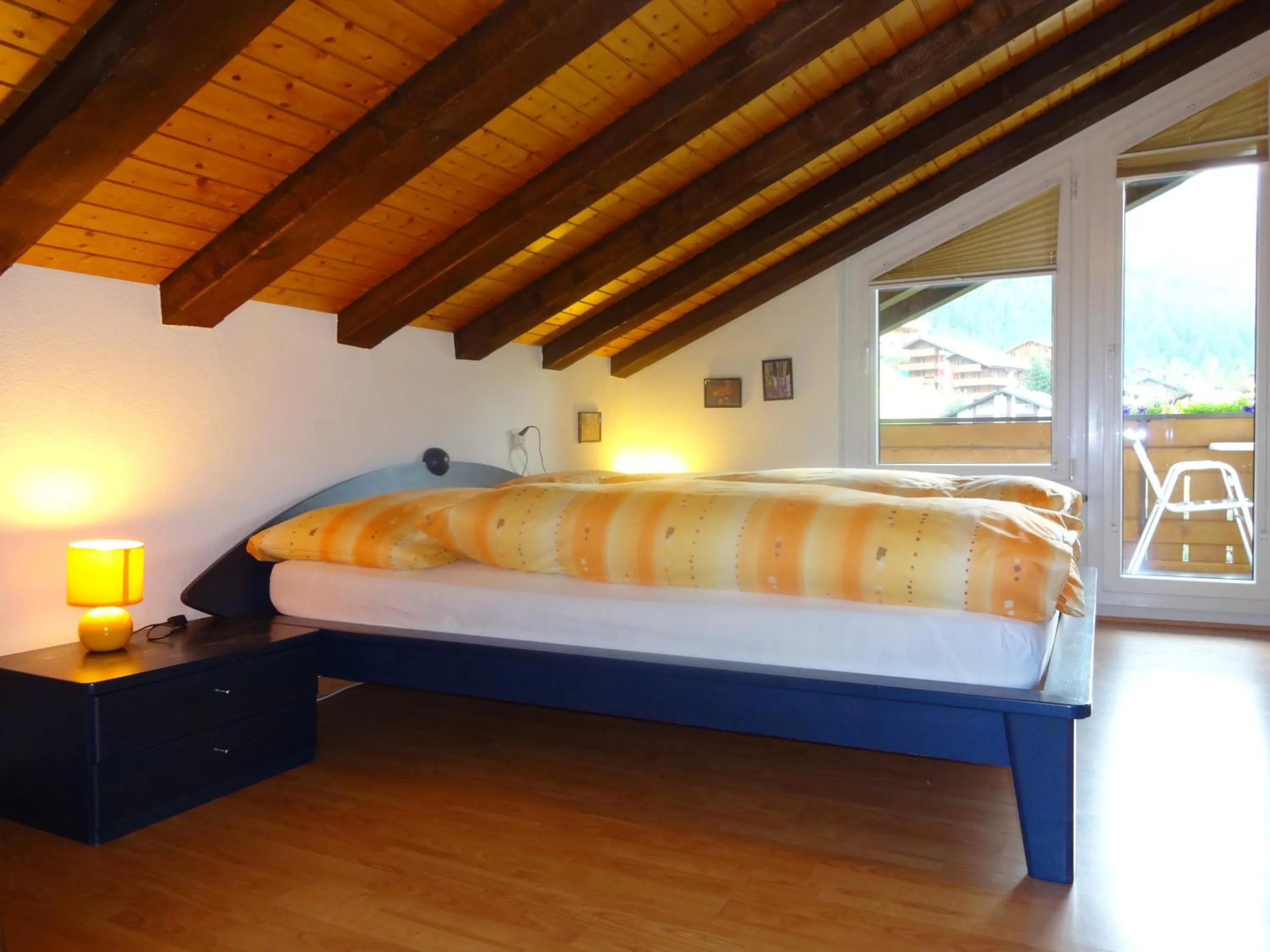 Bedroom, Bed in Artist Apartments & Hotel Garni