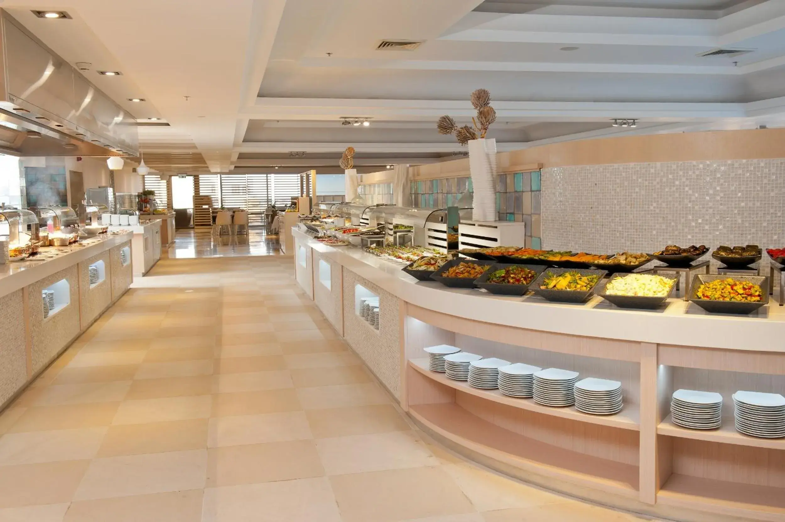 Food and drinks in Herods Dead Sea – A Premium Collection by Fattal Hotels Food and drinks in Herods Dead Sea – A Premium Collection by Fattal Hotels