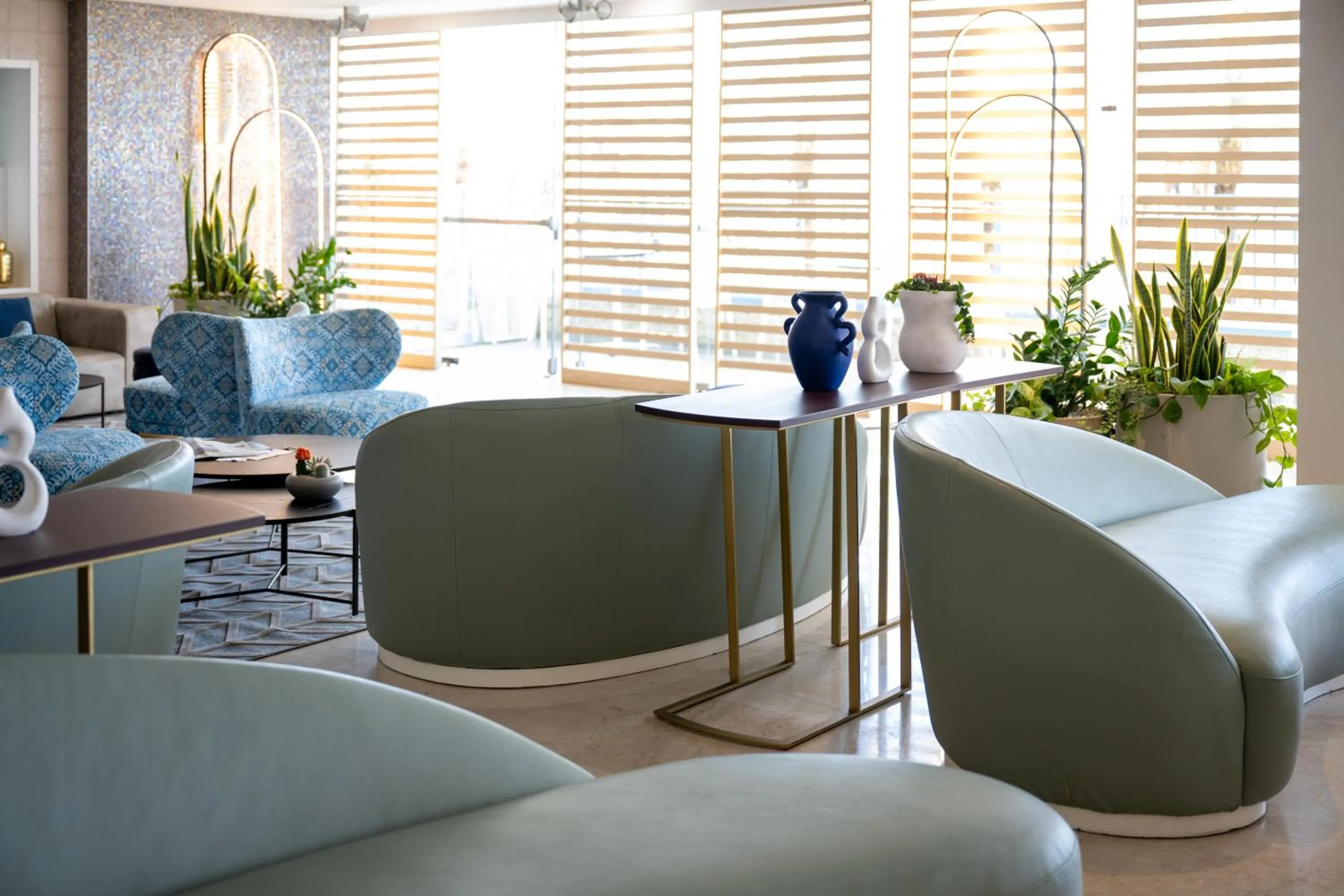 Lobby or reception in Herods Dead Sea – A Premium Collection by Fattal Hotels