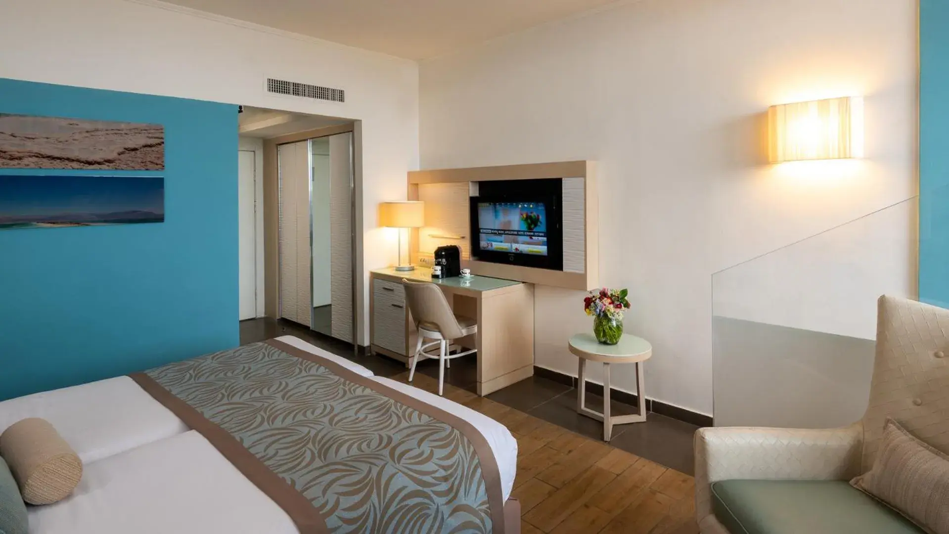 Bedroom, Bed in Herods Dead Sea – A Premium Collection by Fattal Hotels Bedroom, Bed in Herods Dead Sea – A Premium Collection by Fattal Hotels