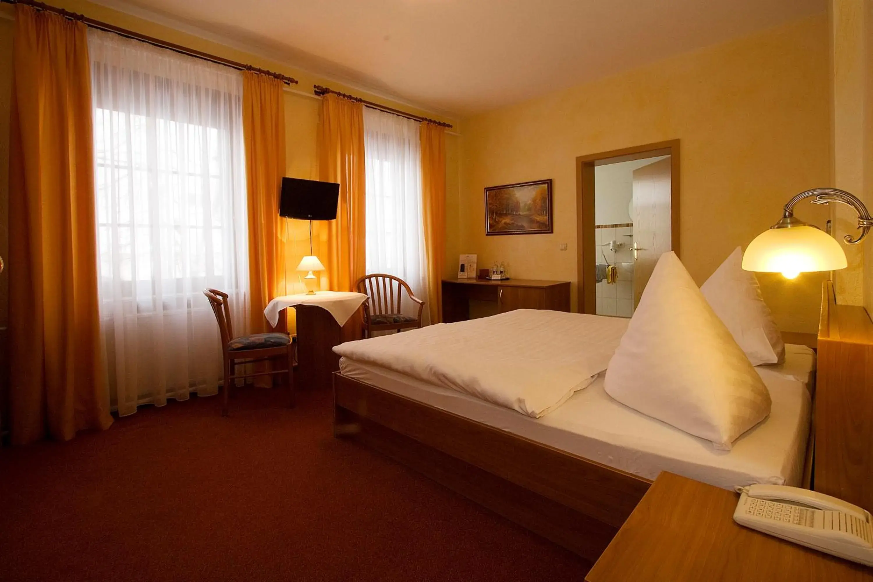 Double Room - single occupancy in Hotel-Restaurant Alter Krug Kallinchen Double Room - single occupancy in Hotel-Restaurant Alter Krug Kallinchen