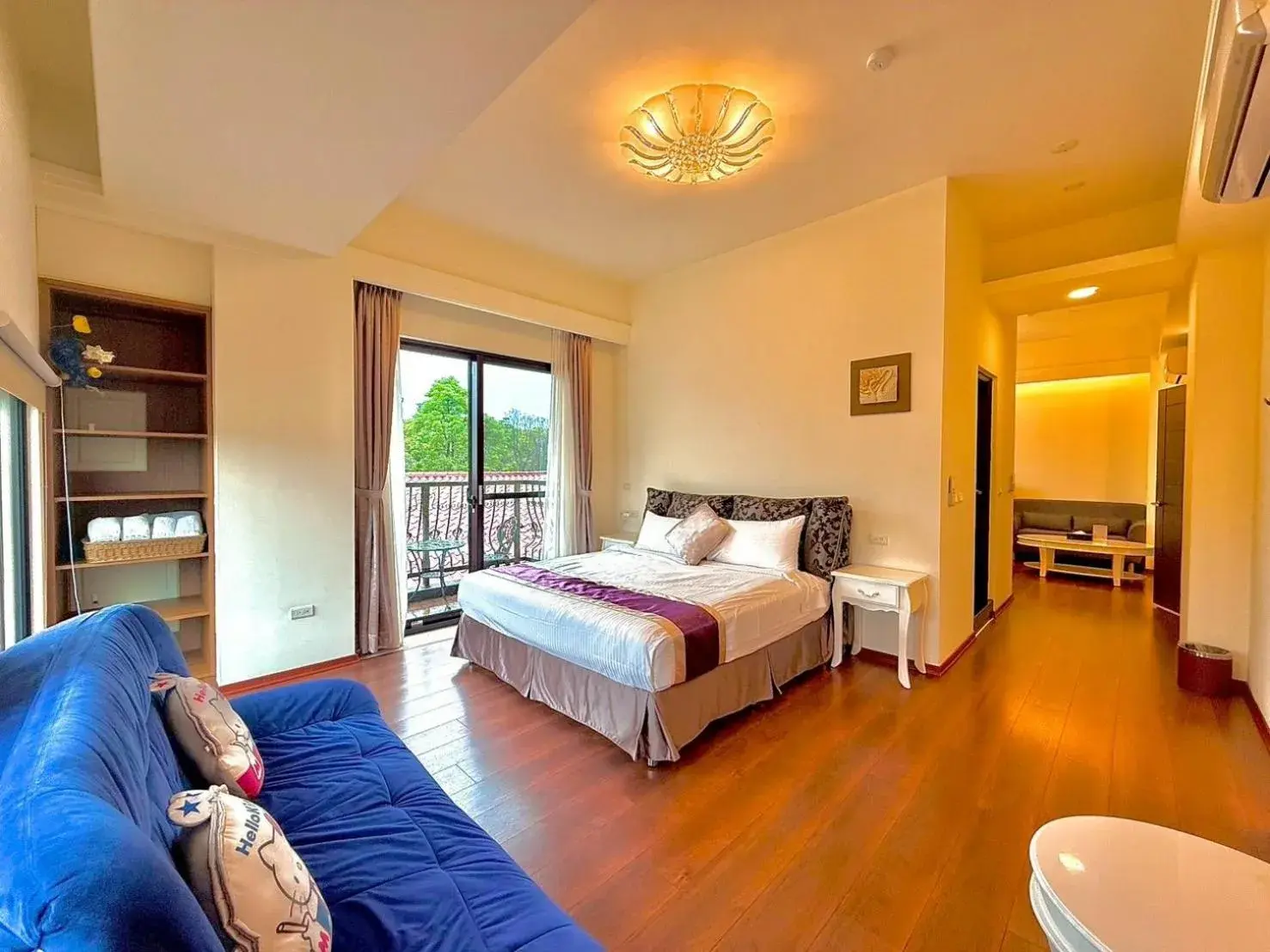 Photo of the whole room, Bed in Kurumba JiJi B&B Photo of the whole room, Bed in Kurumba JiJi B&B