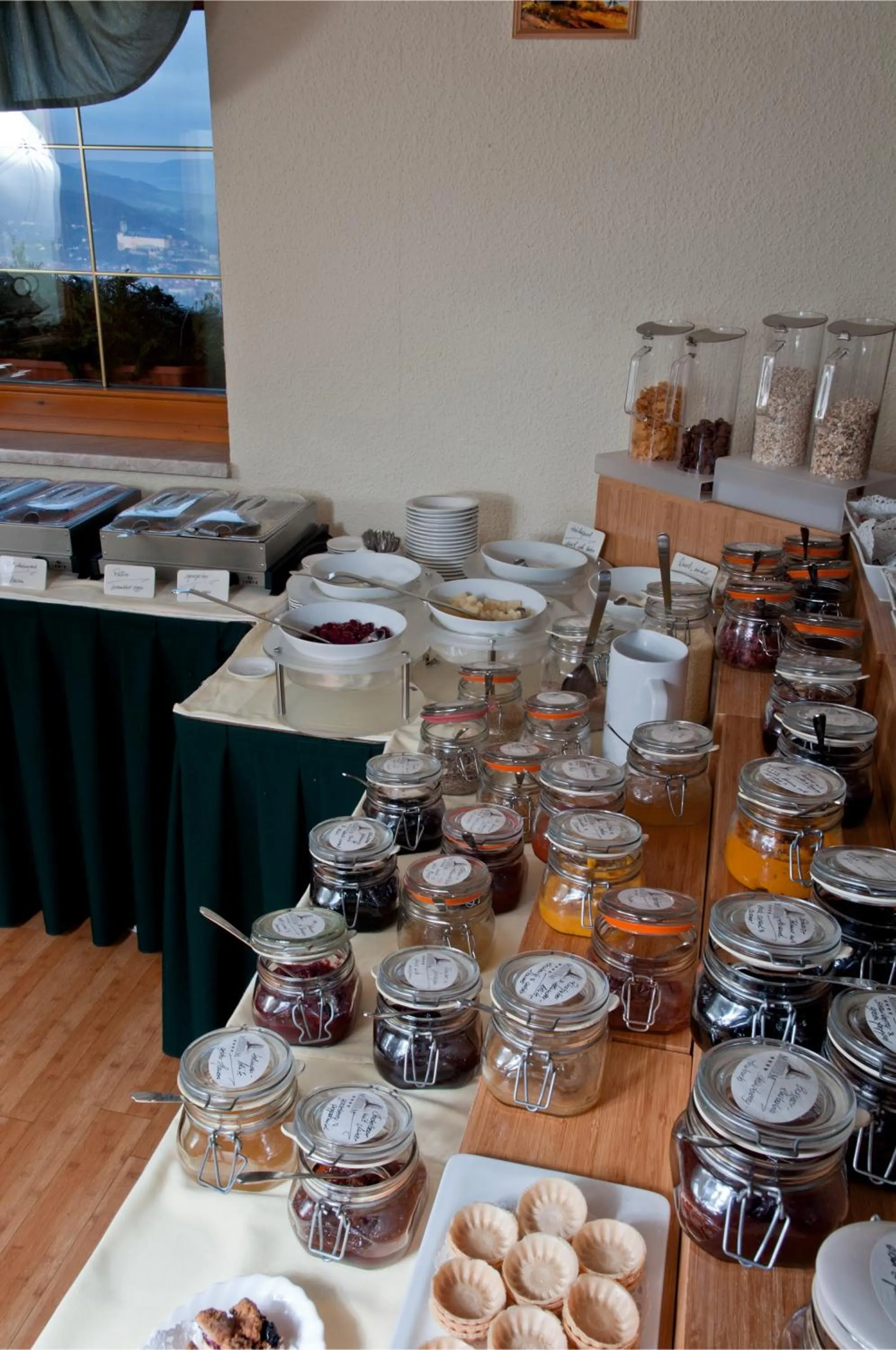 Breakfast in Panoramahotel & Restaurant am Marienturm