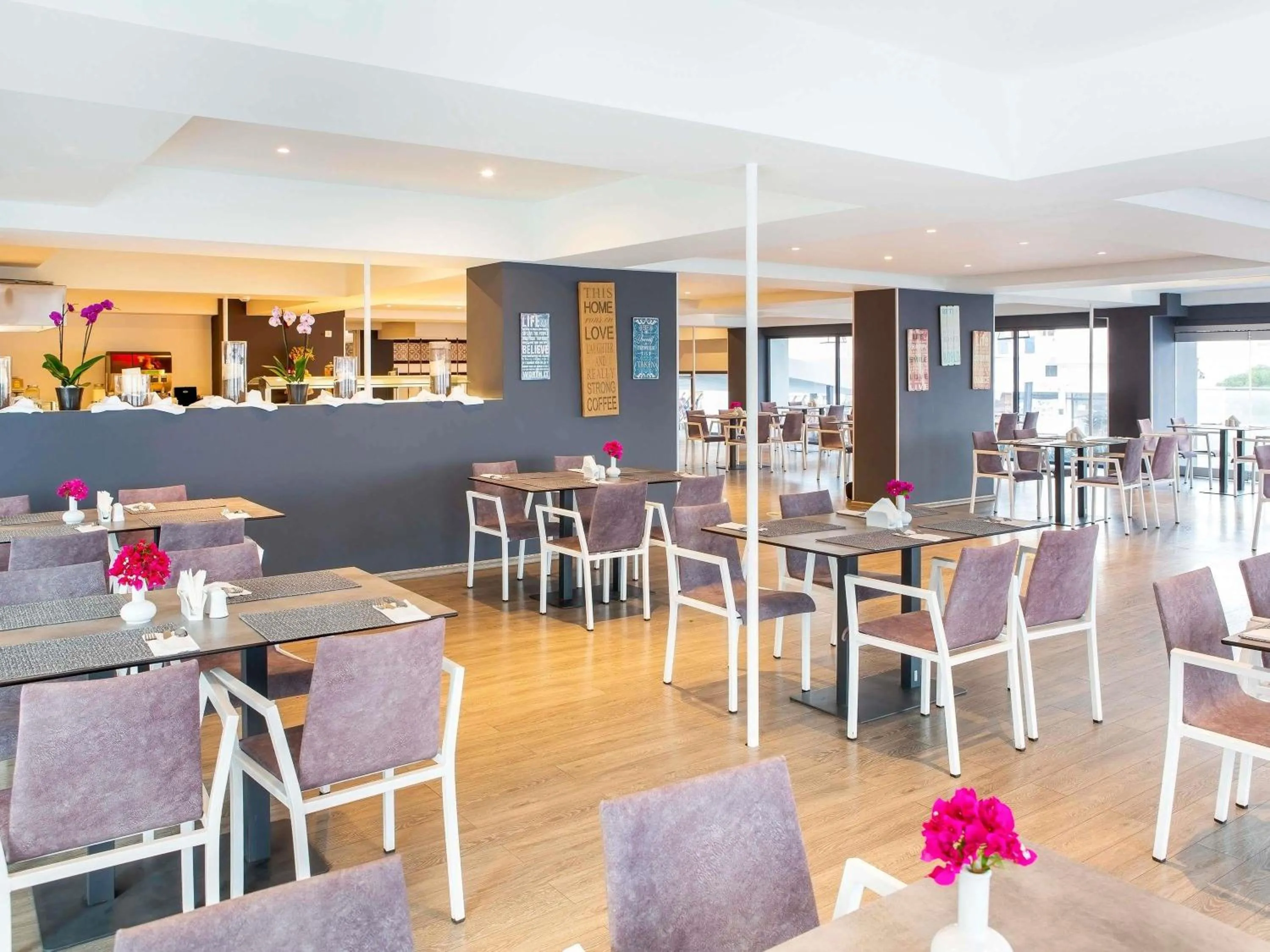 Restaurant/places to eat in Mercure Rhodes Alexia Hotel & Spa