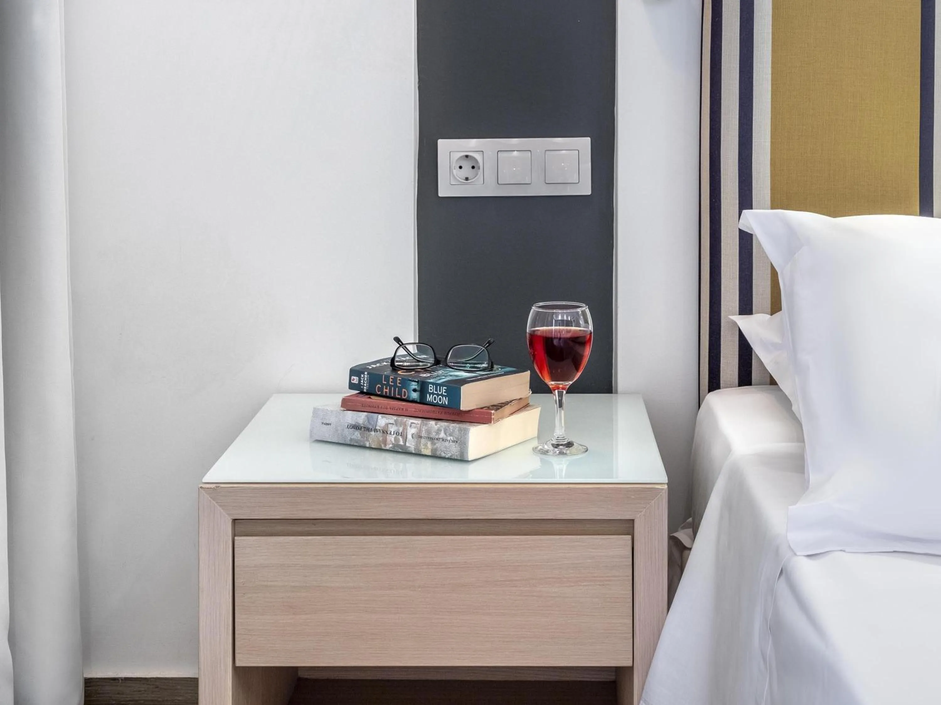 Bedroom, Bed in Mercure Rhodes Alexia Hotel & Spa