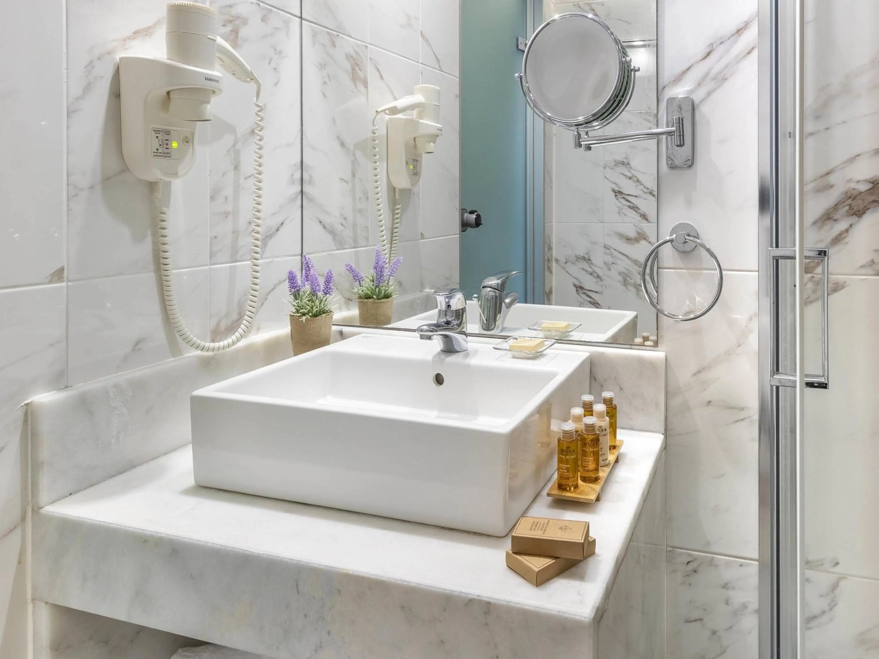 Bedroom in Mercure Rhodes Alexia Hotel & Spa