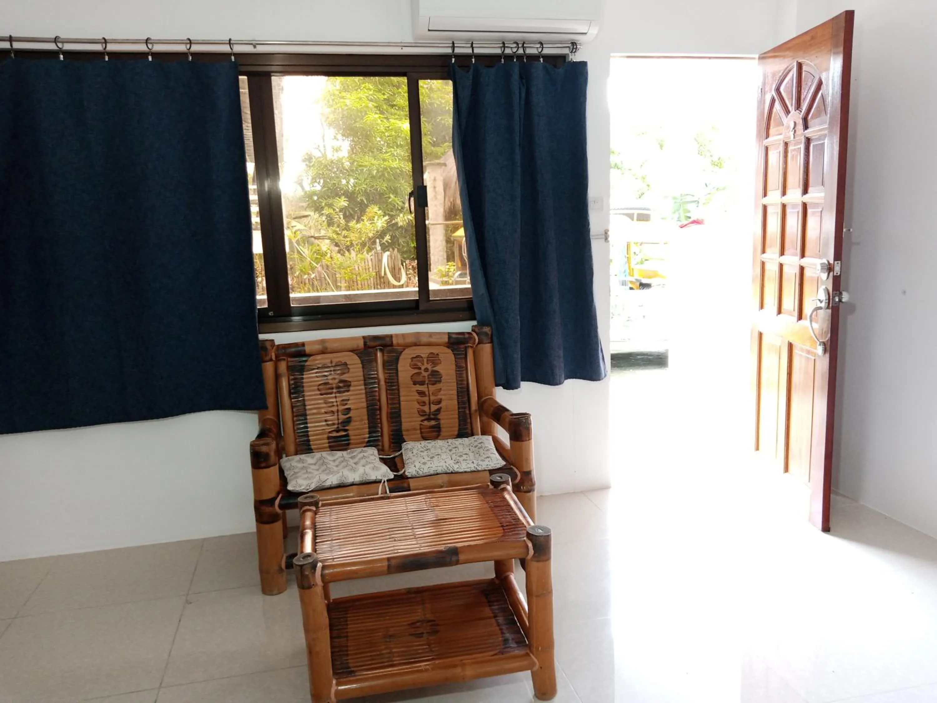 Seating area in Jalyn's Resort Sabang