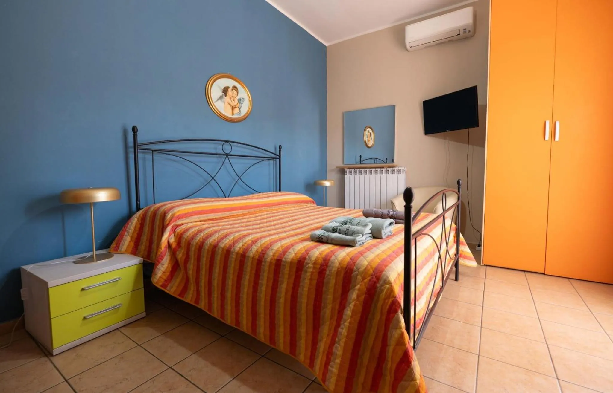 Double Room with Balcony in SoleLuna B&B