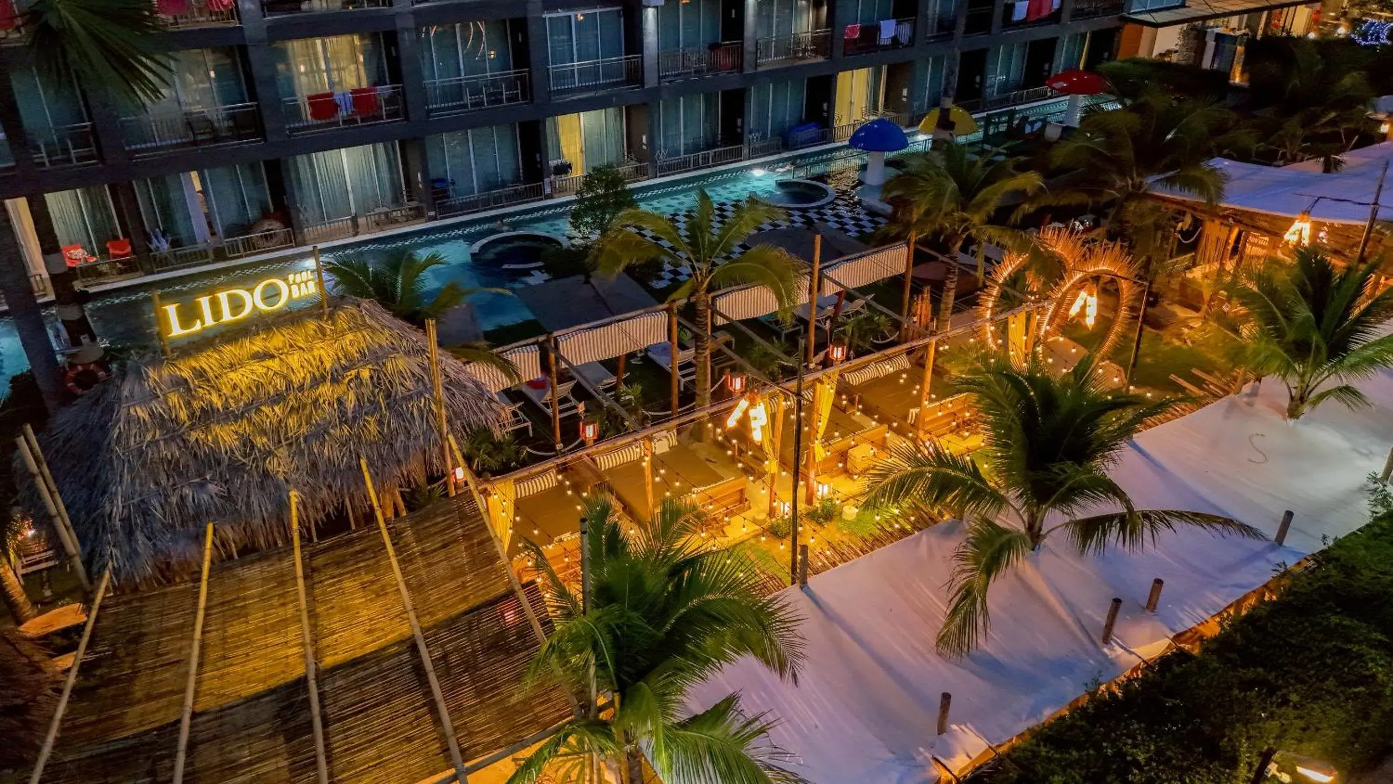 Lounge or bar in Sugar Marina Hotel - ART - Karon Beach Lounge or bar in Sugar Marina Hotel - ART - Karon Beach