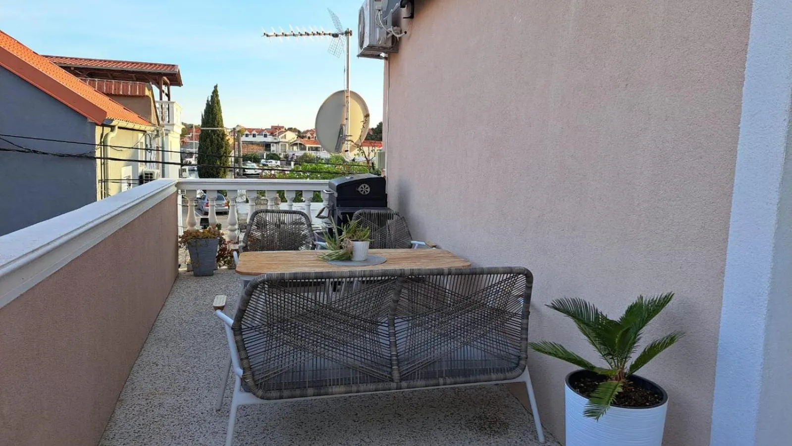 Two-Bedroom Apartment in Apartmani Bruna