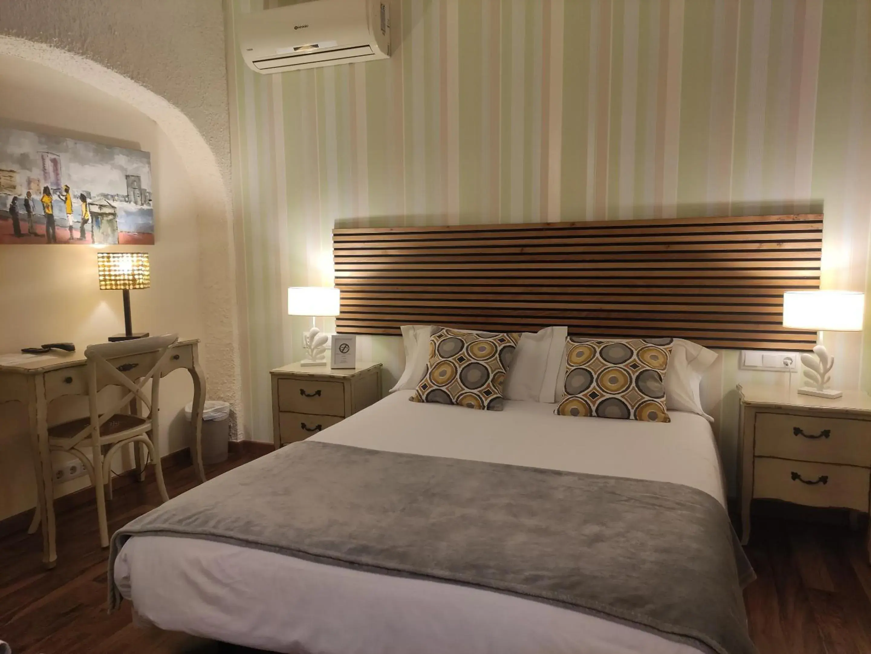 Double Room with Terrace - single occupancy in Cal Músic Double Room with Terrace - single occupancy in Cal Músic