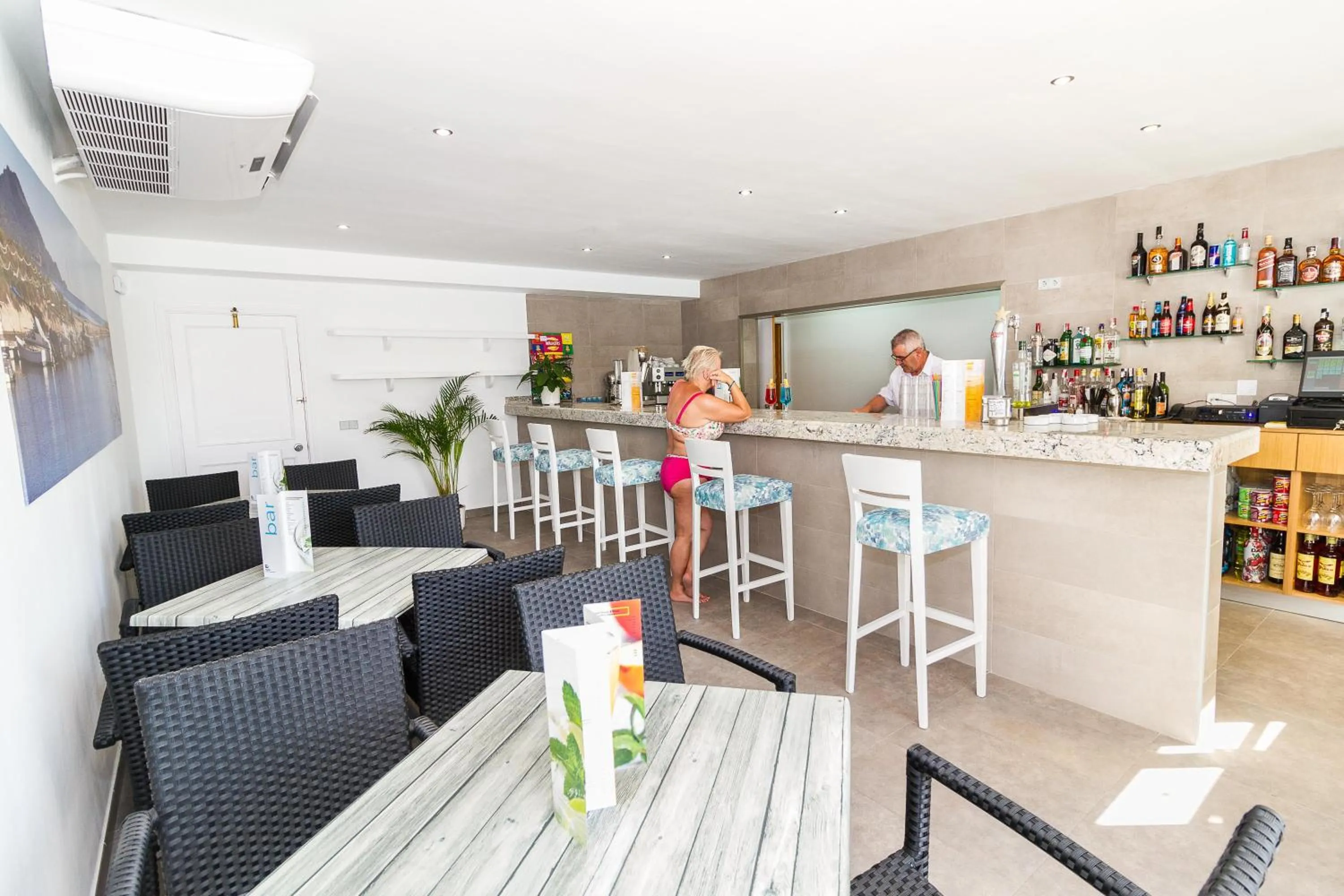 Lounge or bar in Eix Lagotel Holiday Resort