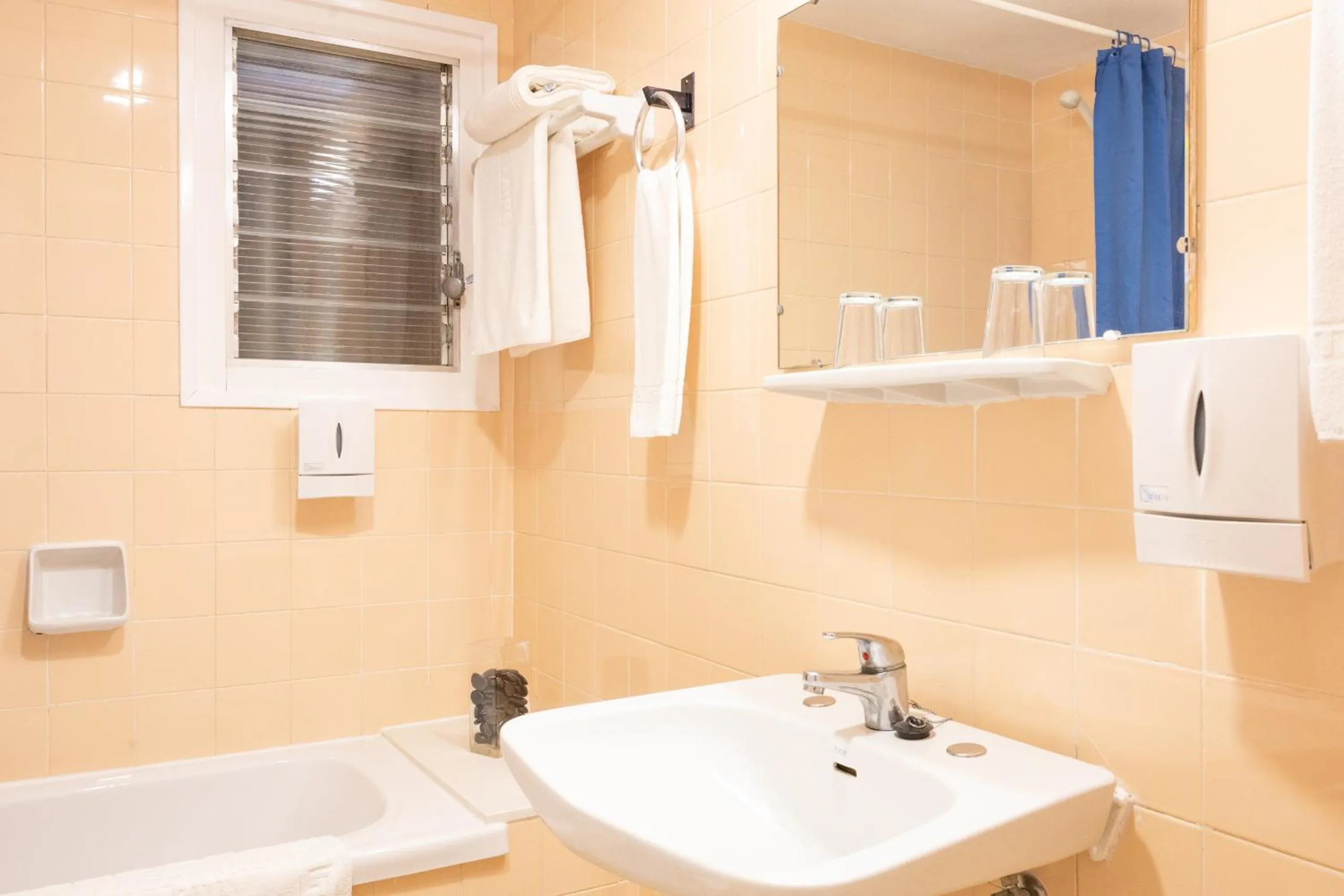 Bathroom in Hotel Bell Aire