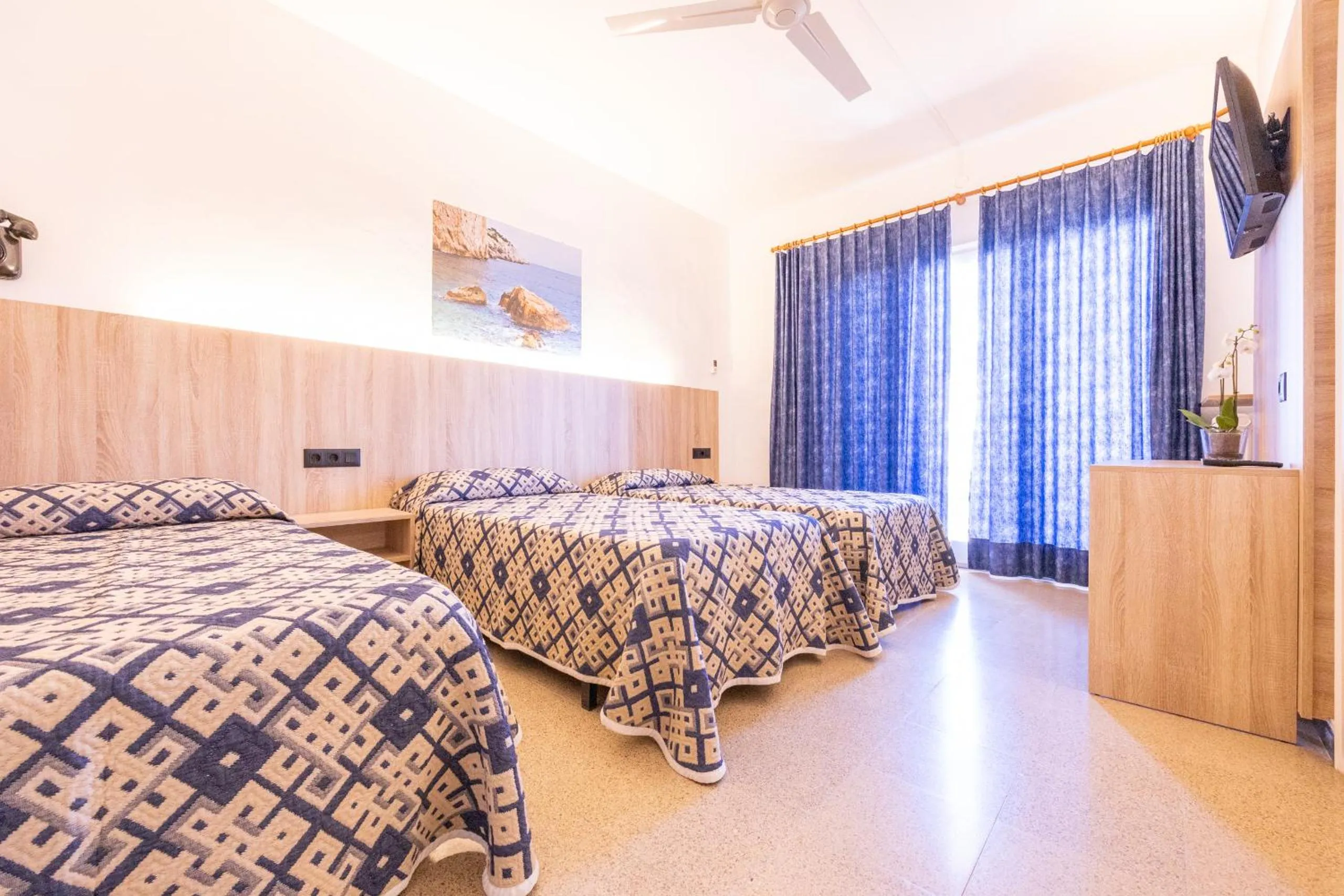 Photo of the whole room, Bed in Hotel Bell Aire