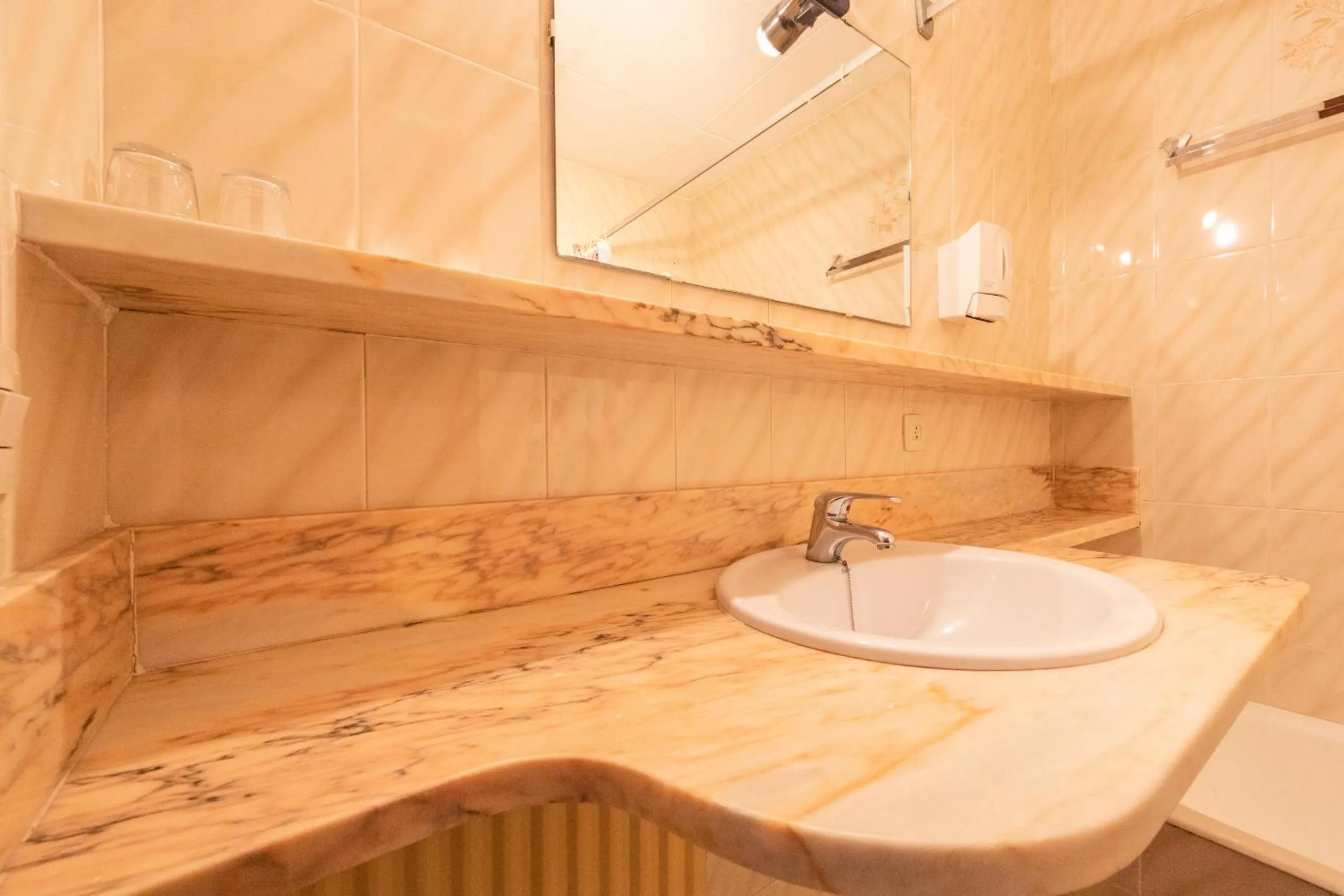 Bathroom in Hotel Bell Aire