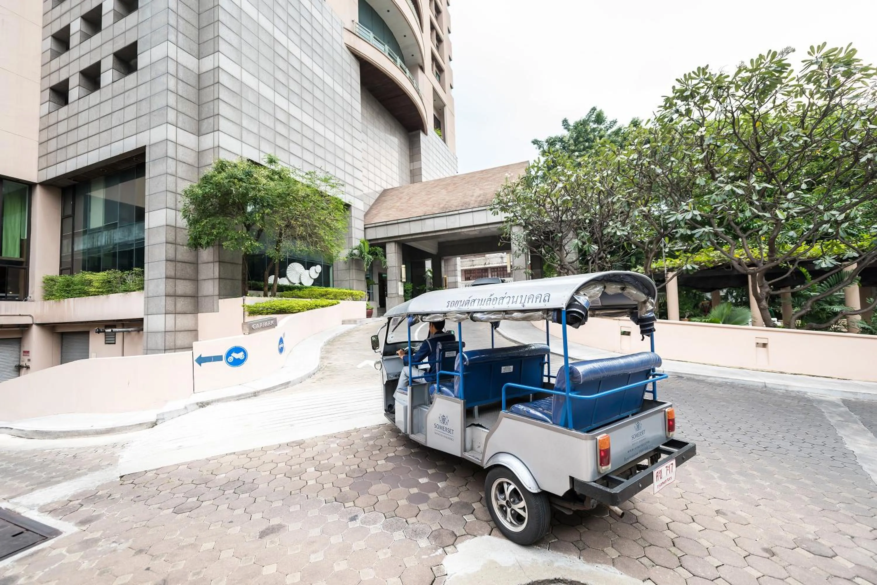 Facade/entrance in Somerset Park Suanplu Bangkok