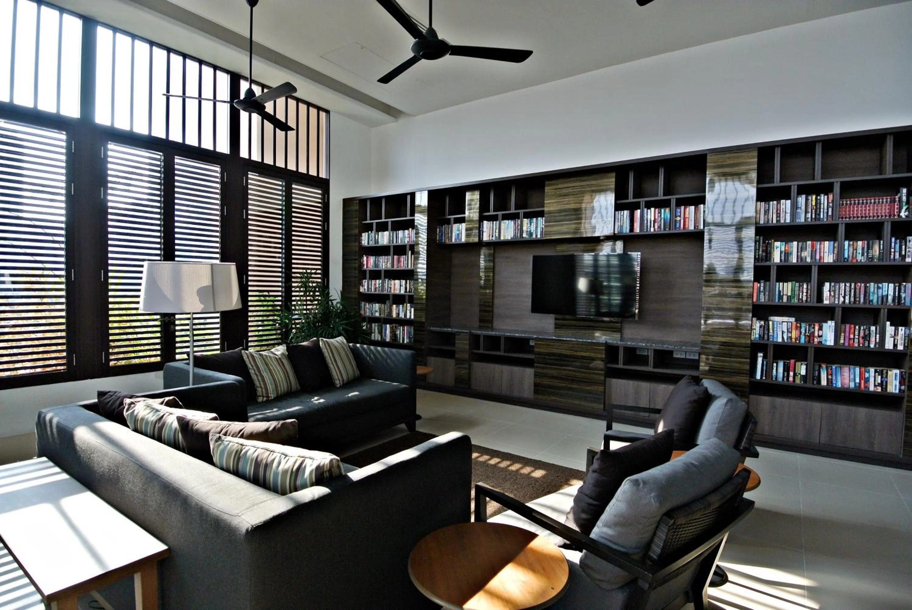 Communal lounge/ TV room in Somerset Park Suanplu Bangkok