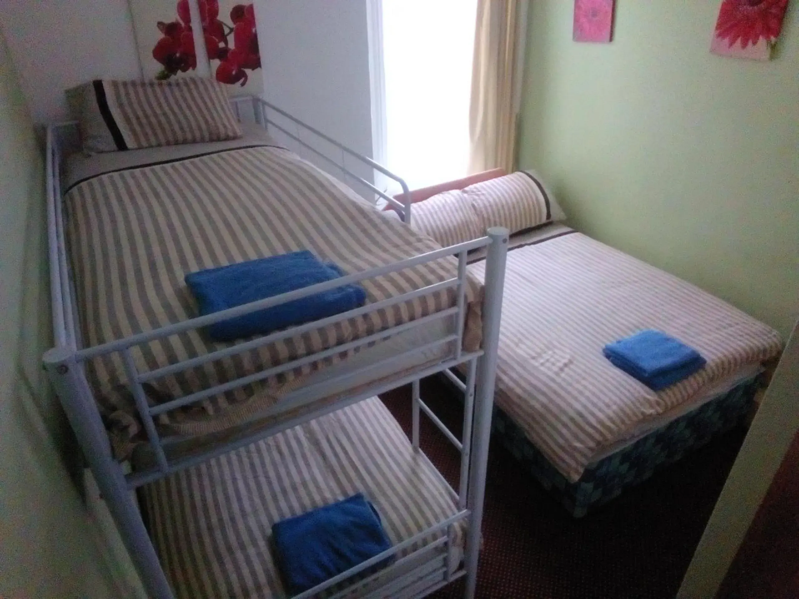 Family Room with Private Bathroom in MyRoomz Golden Strand Hotel Family Room with Private Bathroom in MyRoomz Golden Strand Hotel