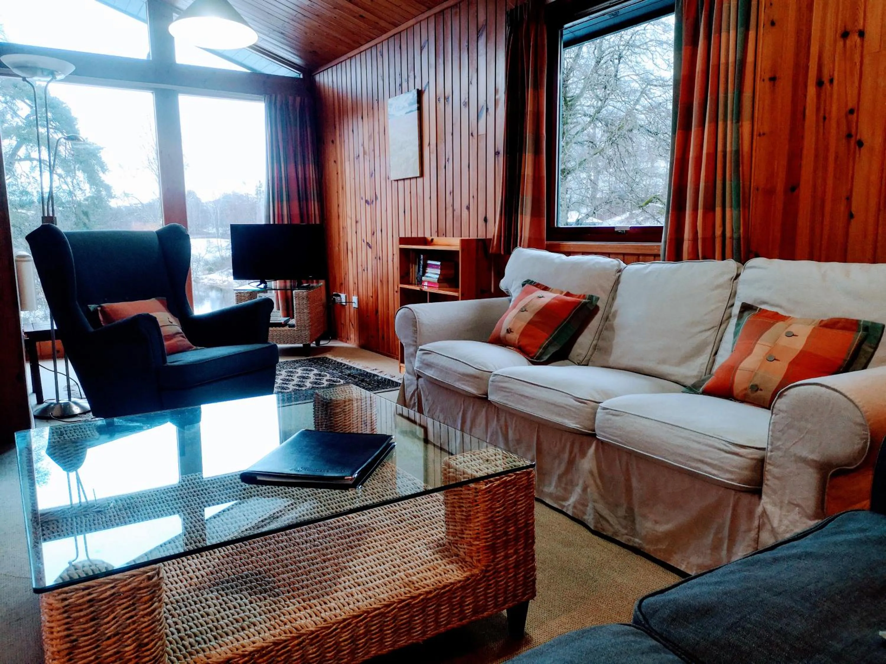 Loch Monzievaird Chalets