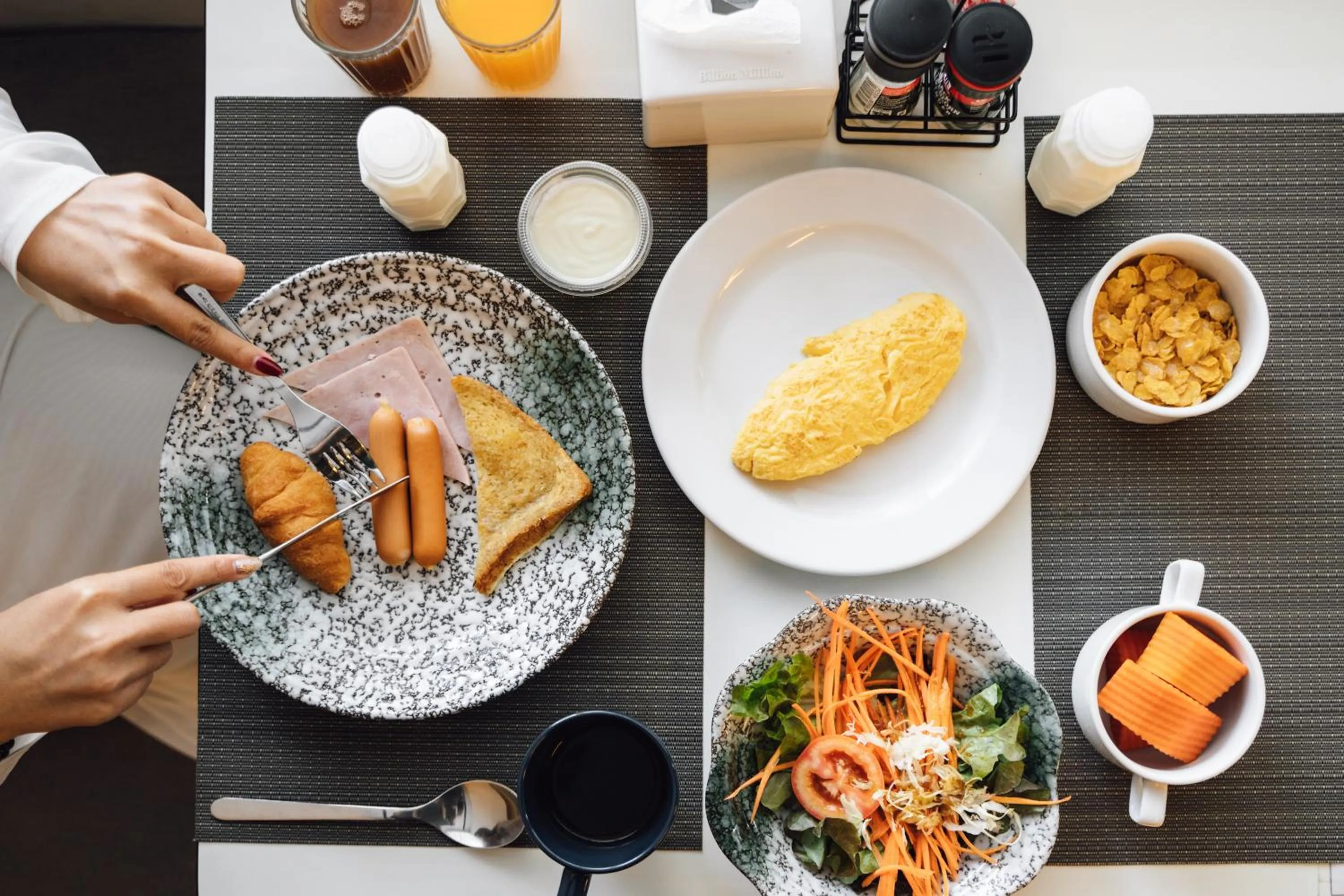 Restaurant/places to eat in Citadines Sukhumvit 16 Bangkok