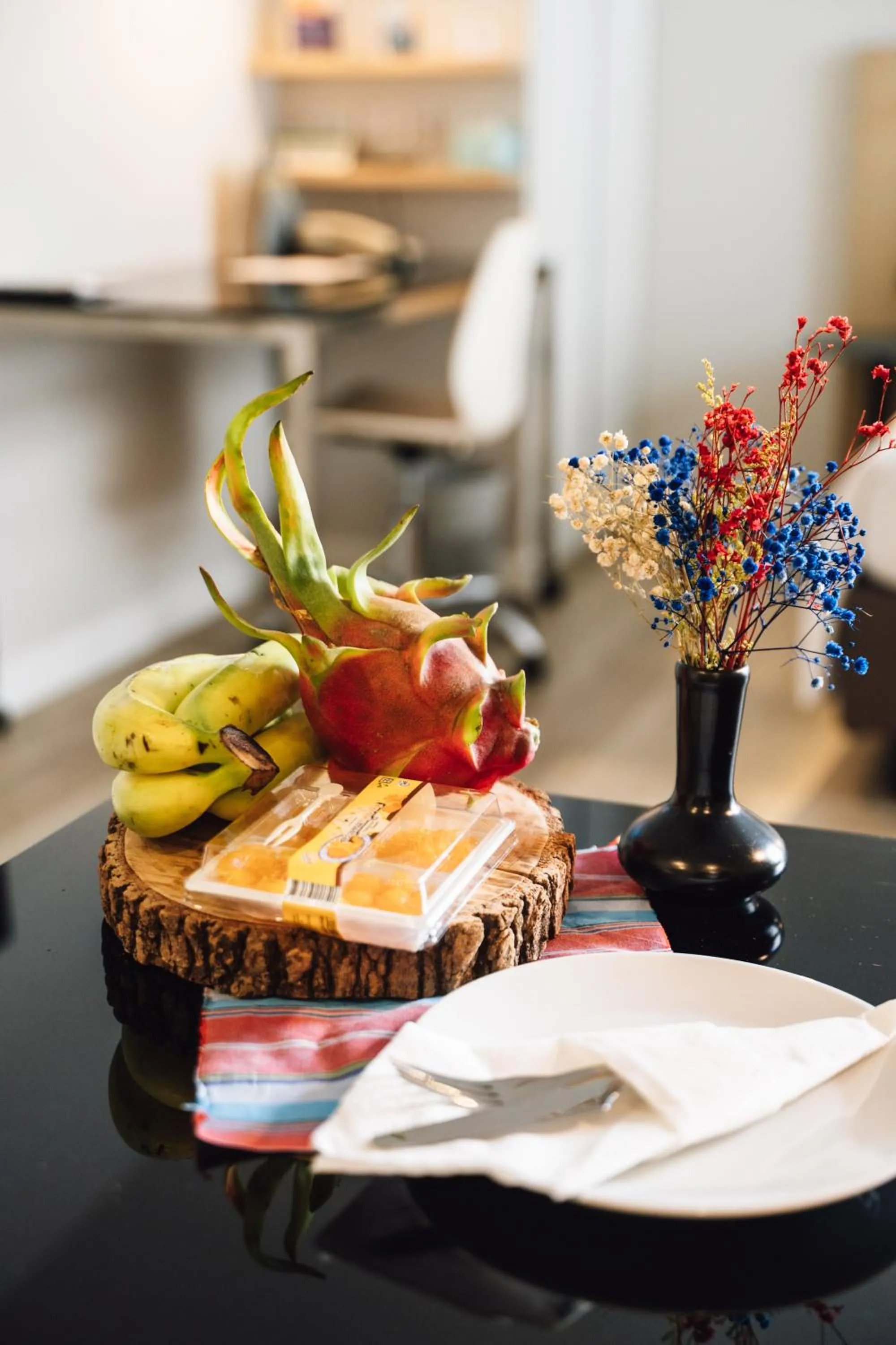 Living room in Citadines Sukhumvit 16 Bangkok