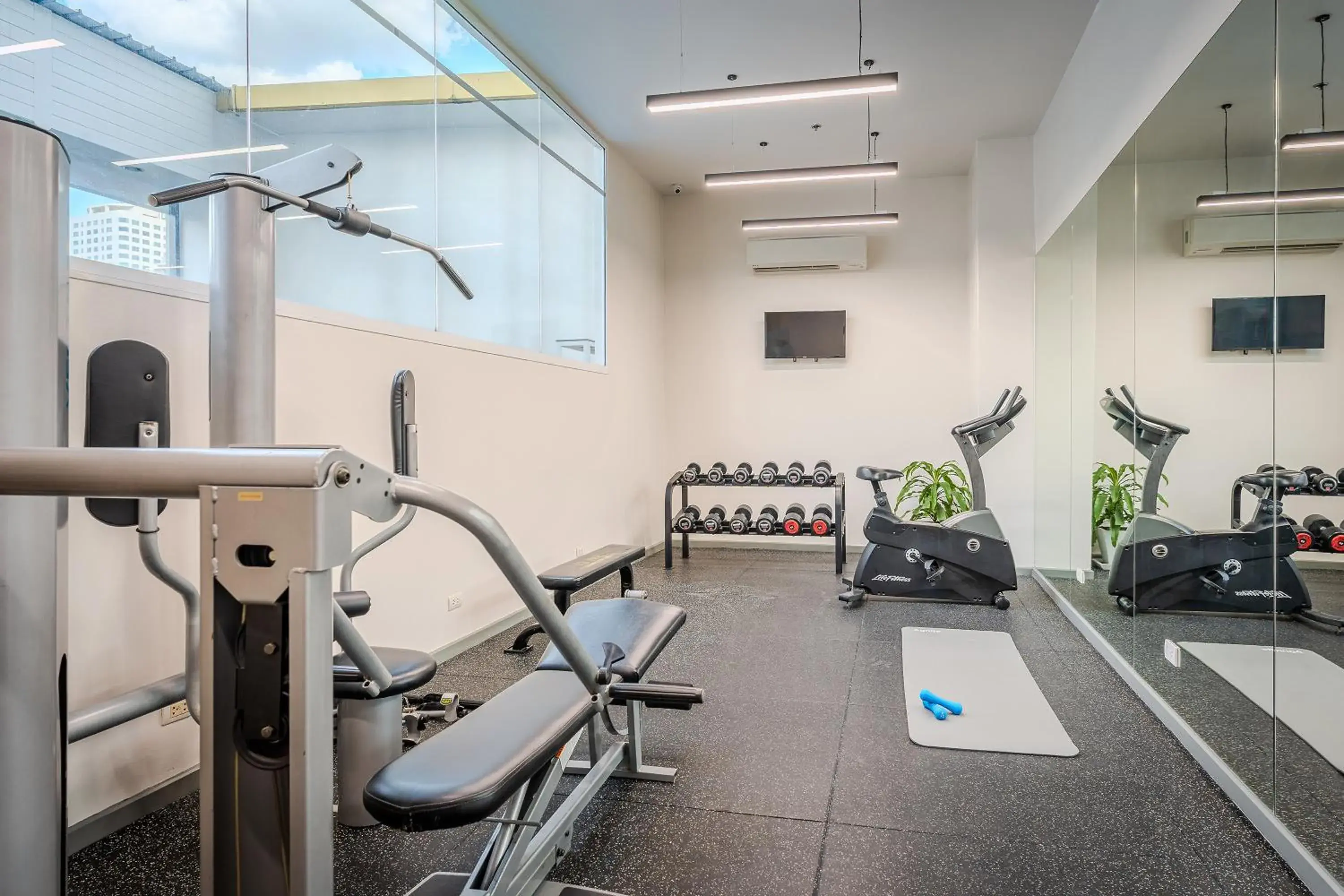 Fitness centre/facilities in Citadines Sukhumvit 16 Bangkok Fitness centre/facilities in Citadines Sukhumvit 16 Bangkok
