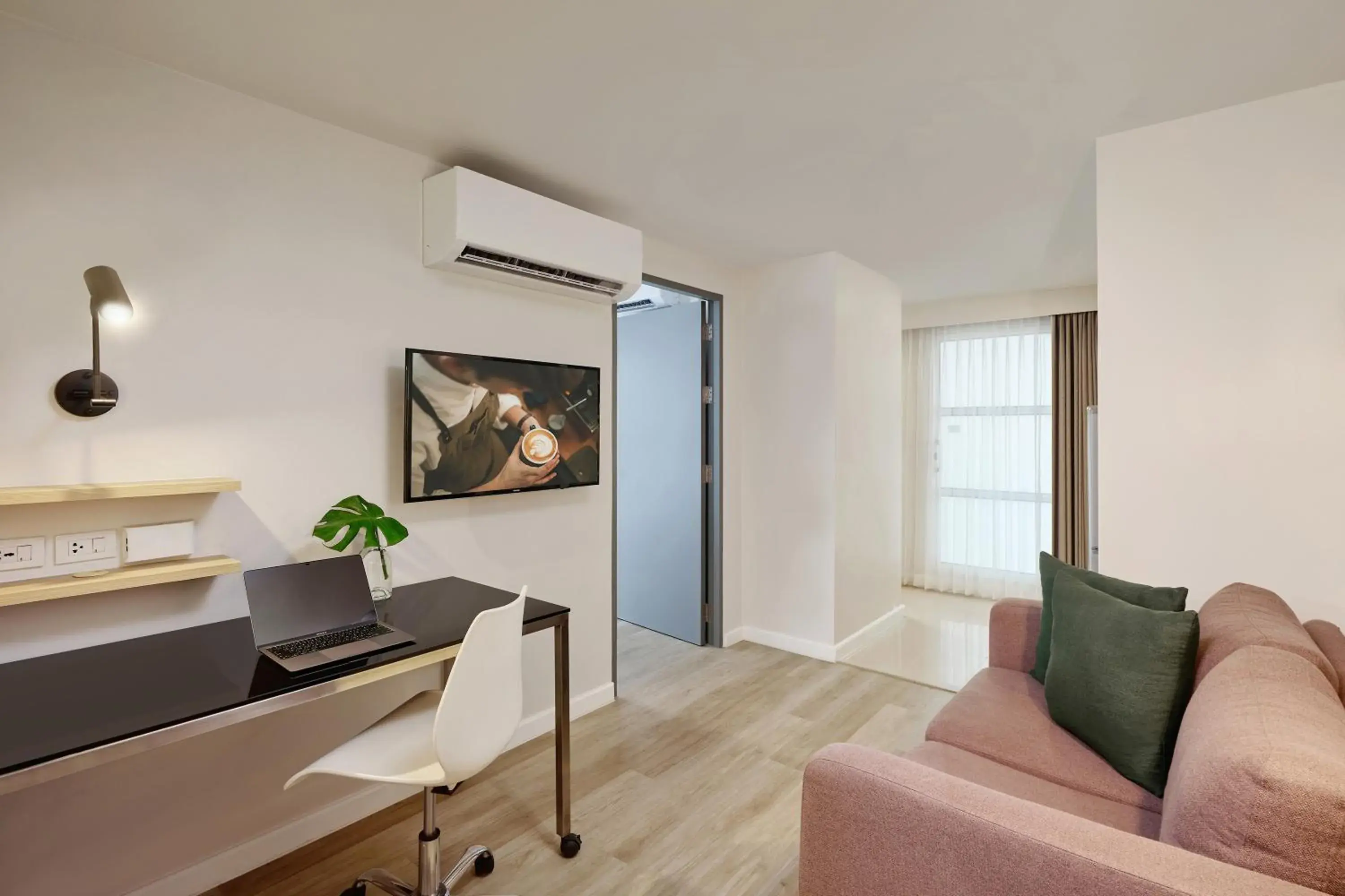 Living room in Citadines Sukhumvit 16 Bangkok Living room in Citadines Sukhumvit 16 Bangkok