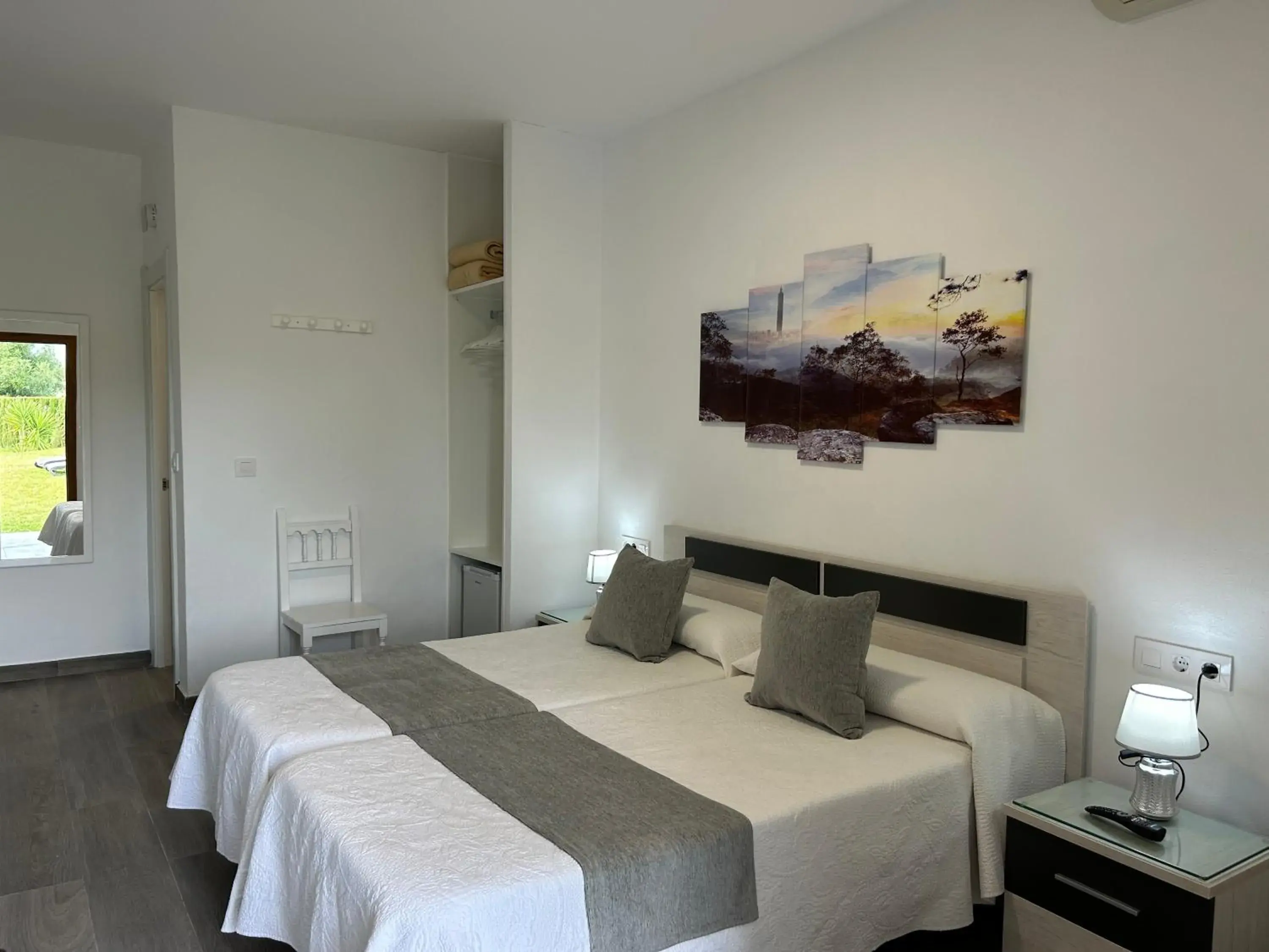 Superior Double Room in El Levante Superior Double Room in El Levante