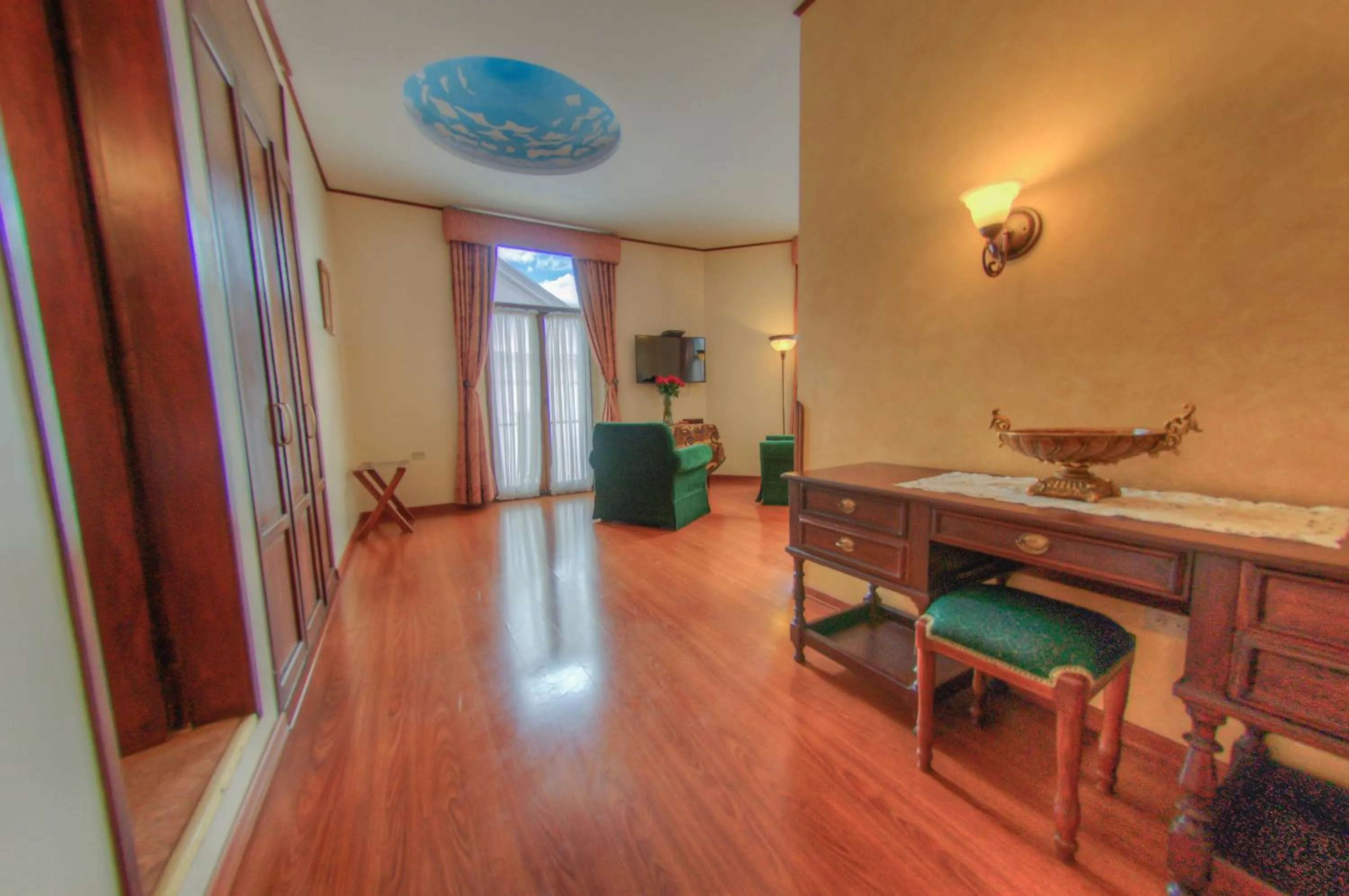 Area and facilities in Hotel Real Audiencia