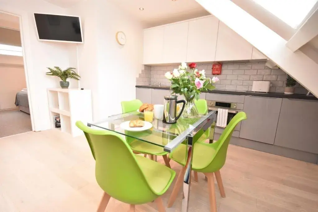 Apt 3, Opera House ensuite 4th Floor by Indigo Flats Apt 3, Opera House ensuite 4th Floor by Indigo Flats