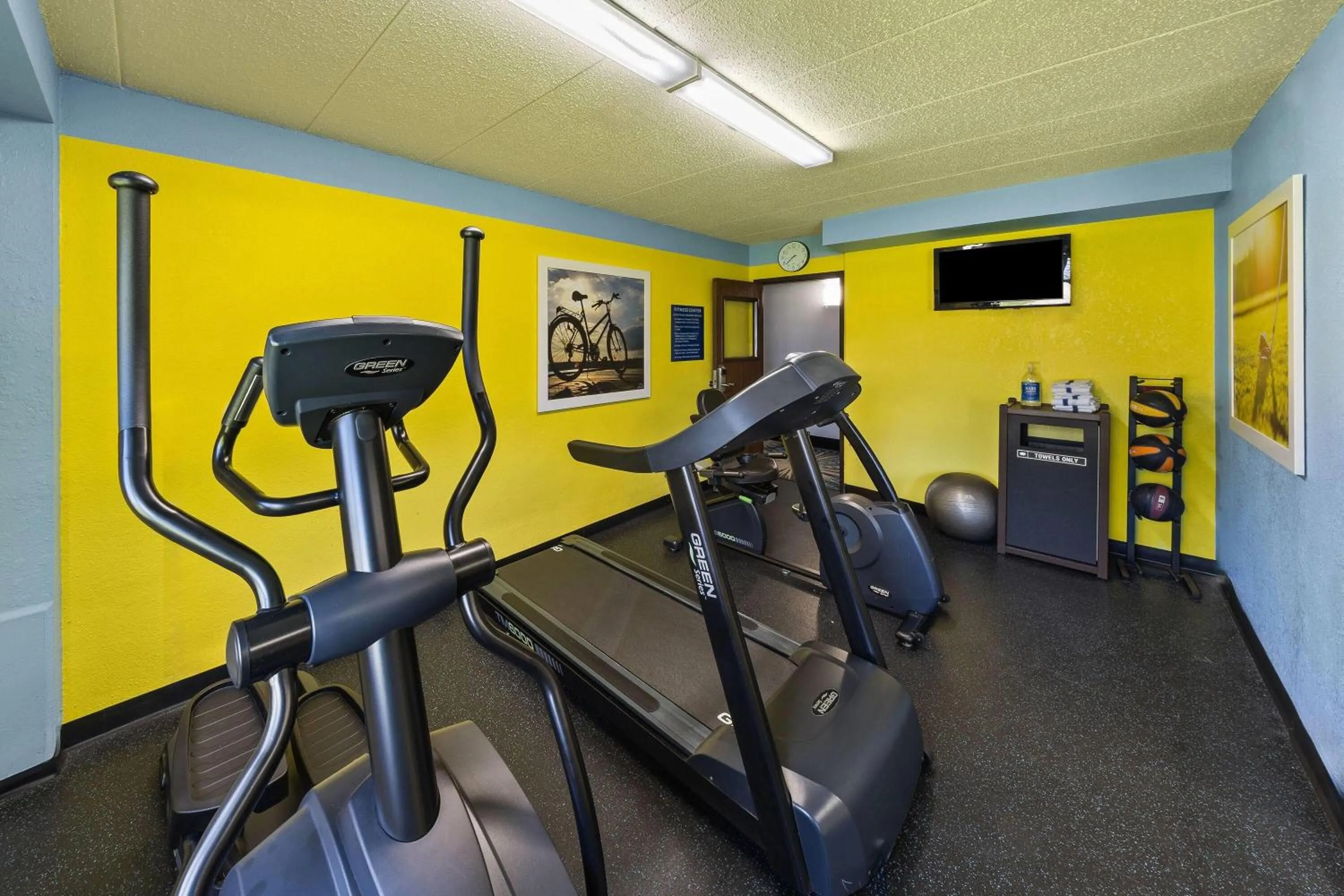 Days Inn by Wyndham Winona