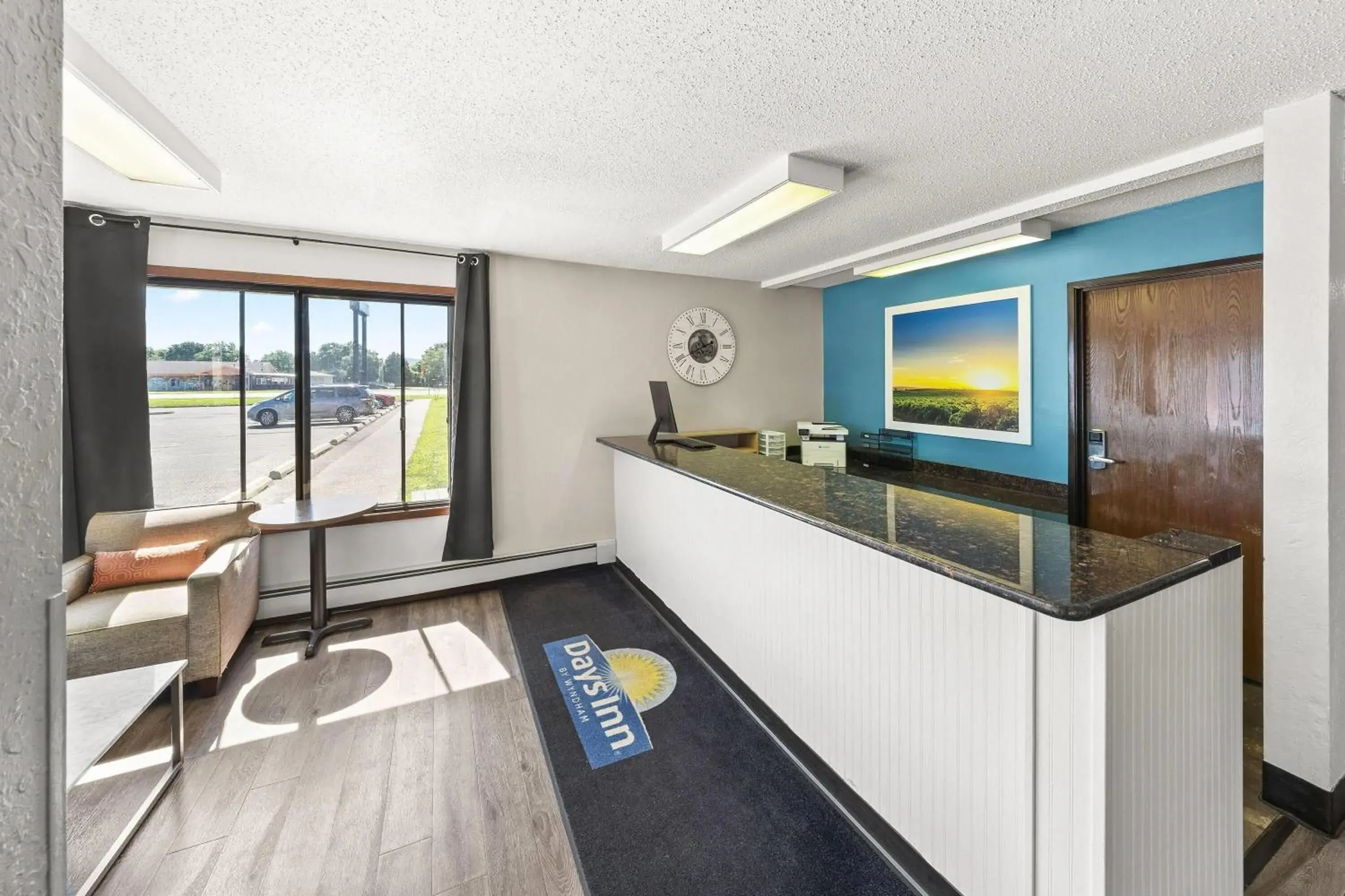 Lobby or reception in Days Inn by Wyndham Winona Lobby or reception in Days Inn by Wyndham Winona