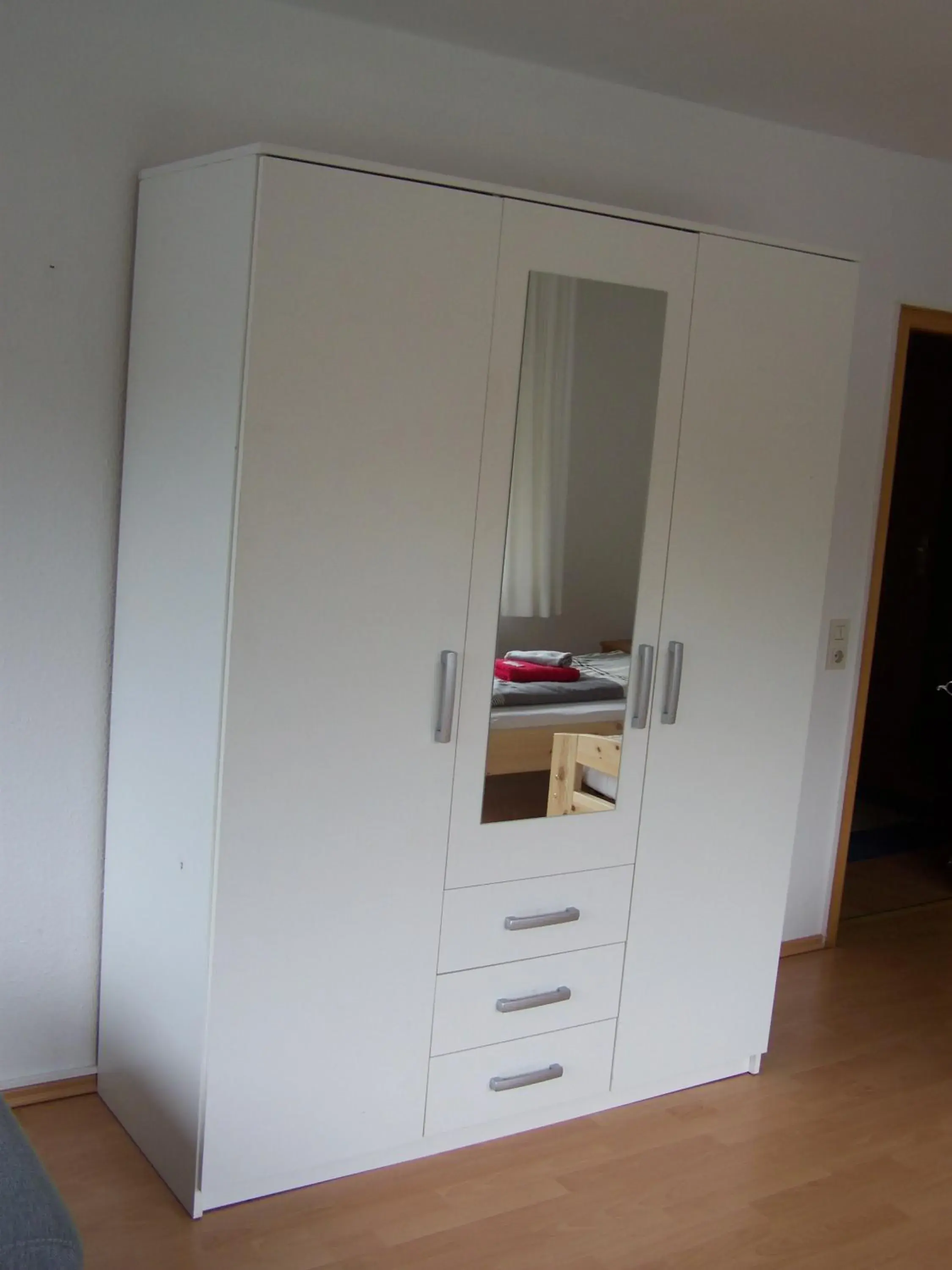 Family Room with Shared Bathroom in Hostel Wendt Family Room with Shared Bathroom in Hostel Wendt