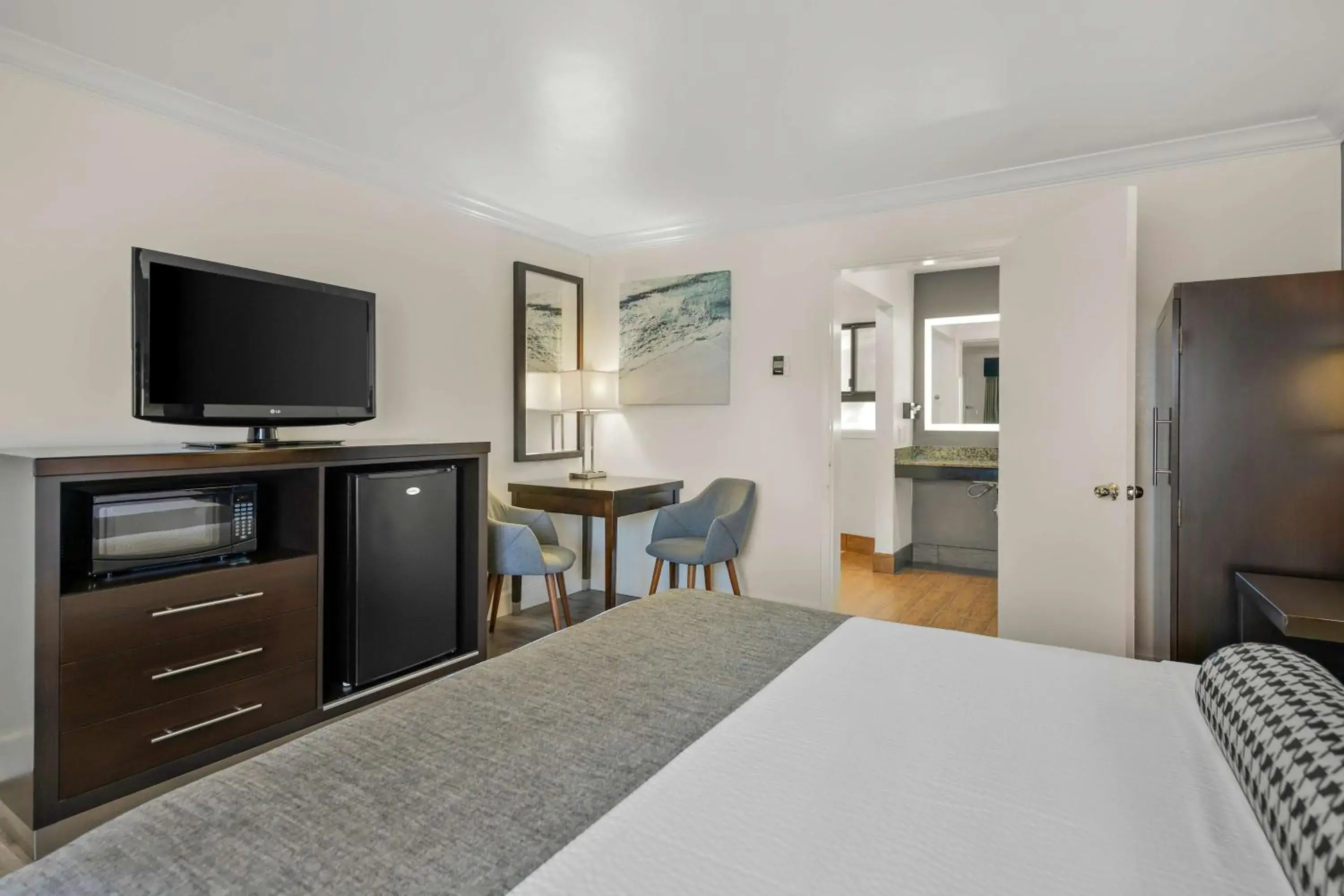 Bedroom, Bed in Best Western Park Crest Inn Bedroom, Bed in Best Western Park Crest Inn