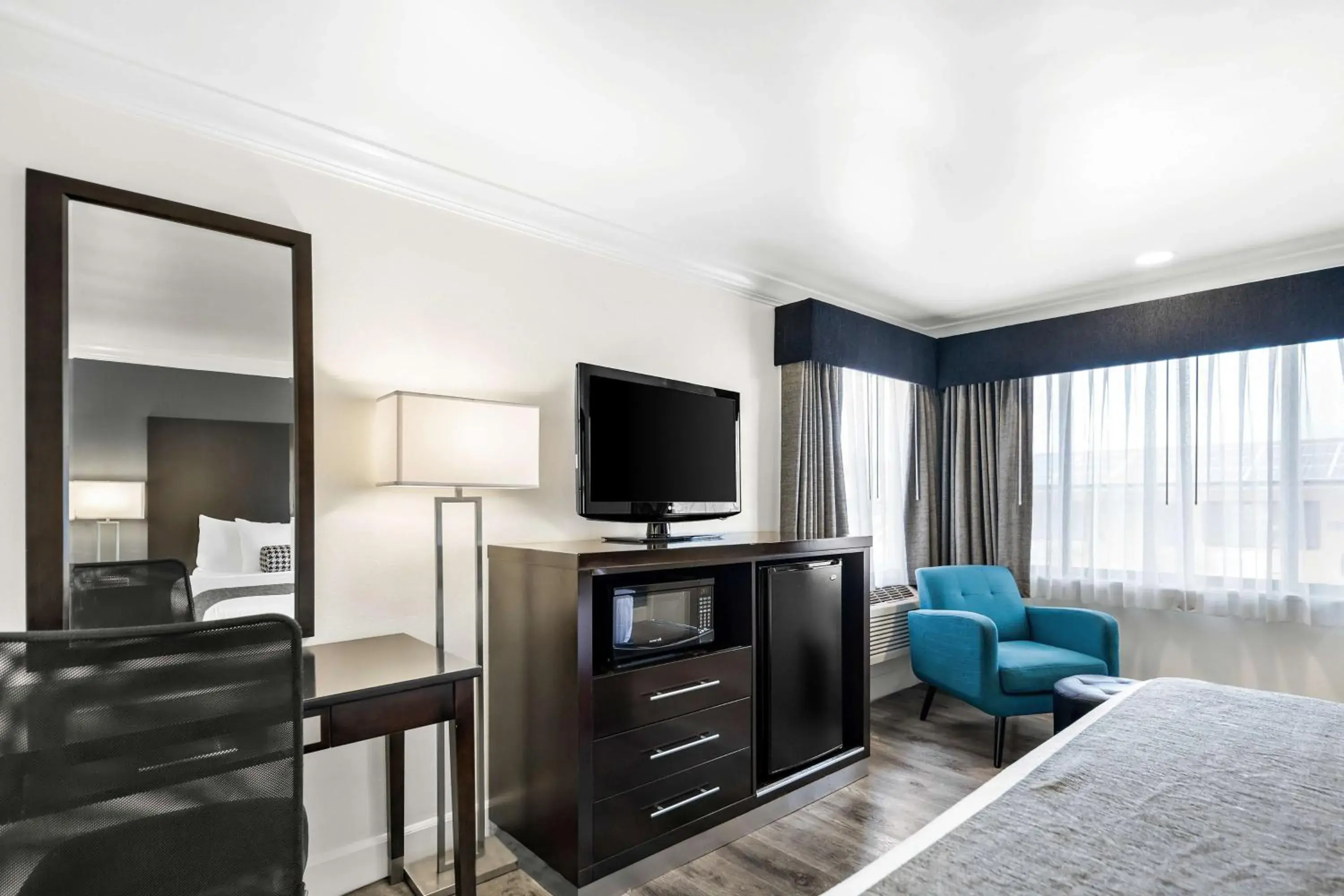 Bedroom, Bed in Best Western Park Crest Inn Bedroom, Bed in Best Western Park Crest Inn