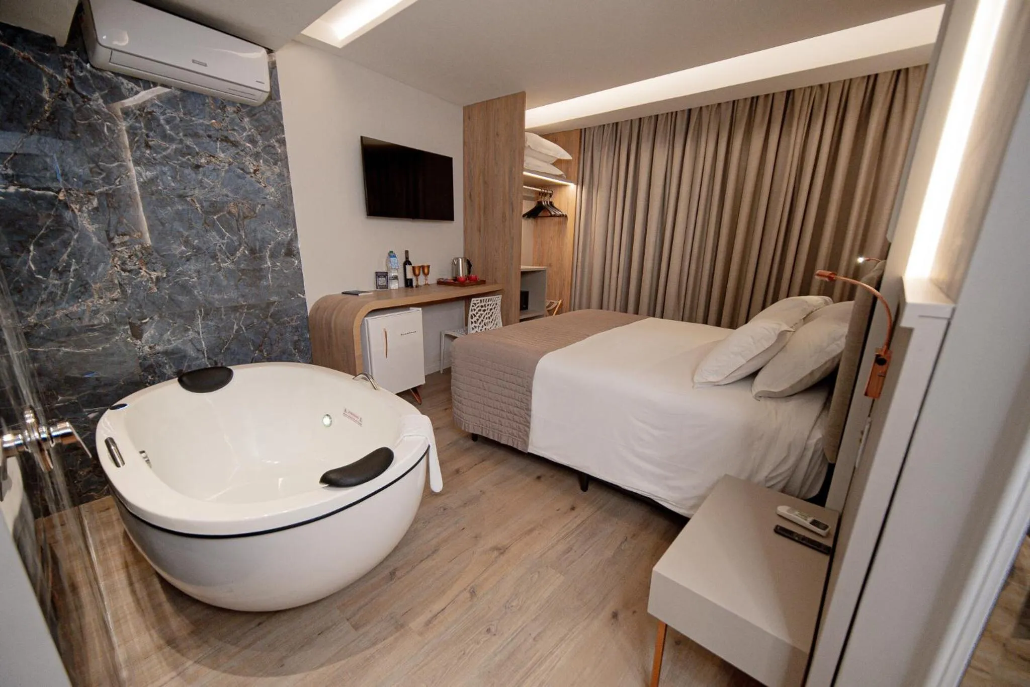 Bed in Hotel Marimar The Place