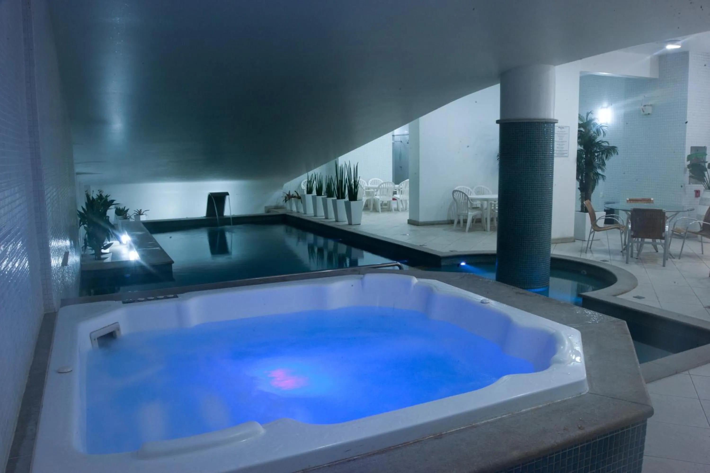 Communal lounge/ TV room in Hotel Marimar The Place