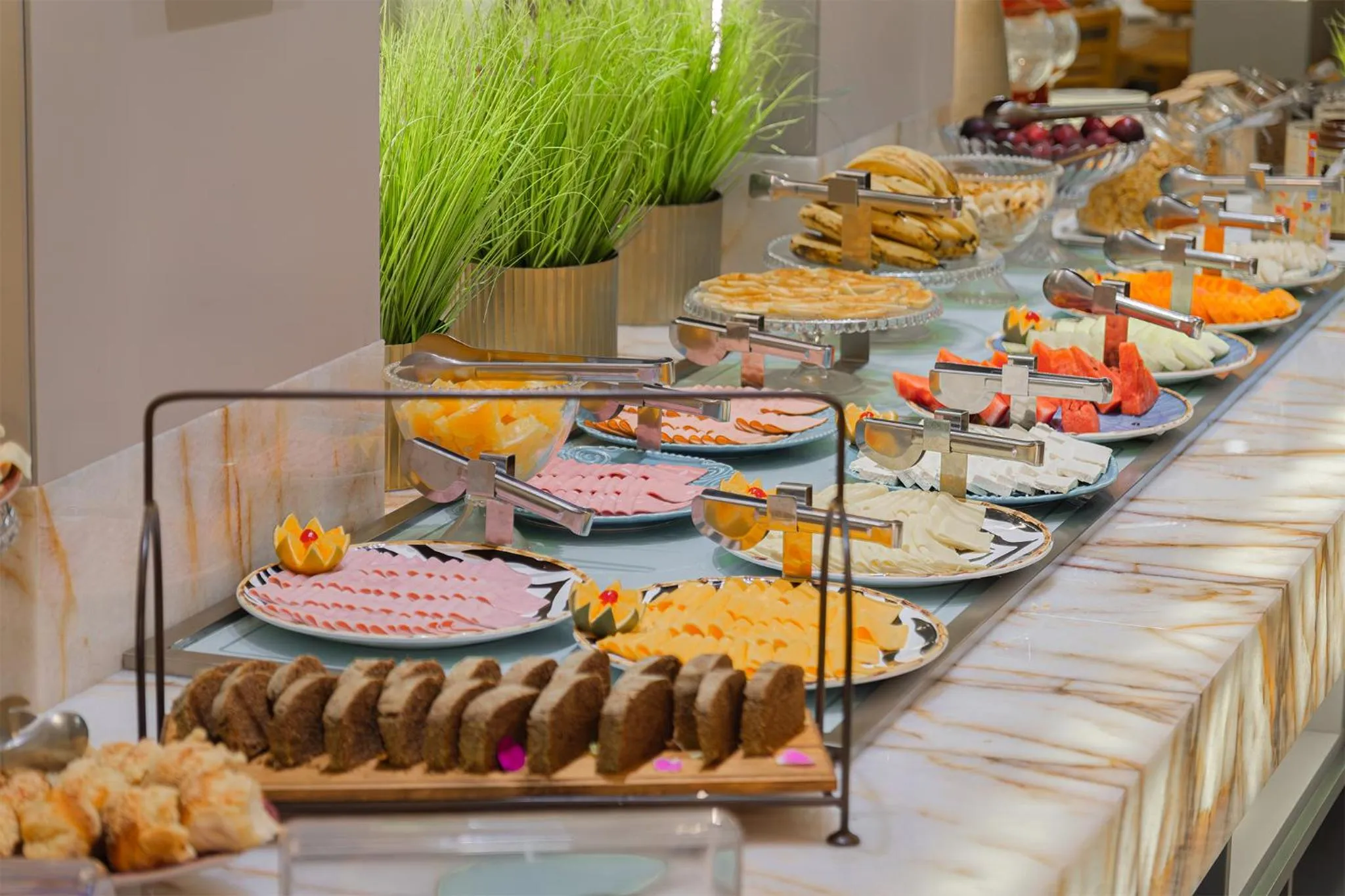 Restaurant/places to eat in Hotel Marimar The Place