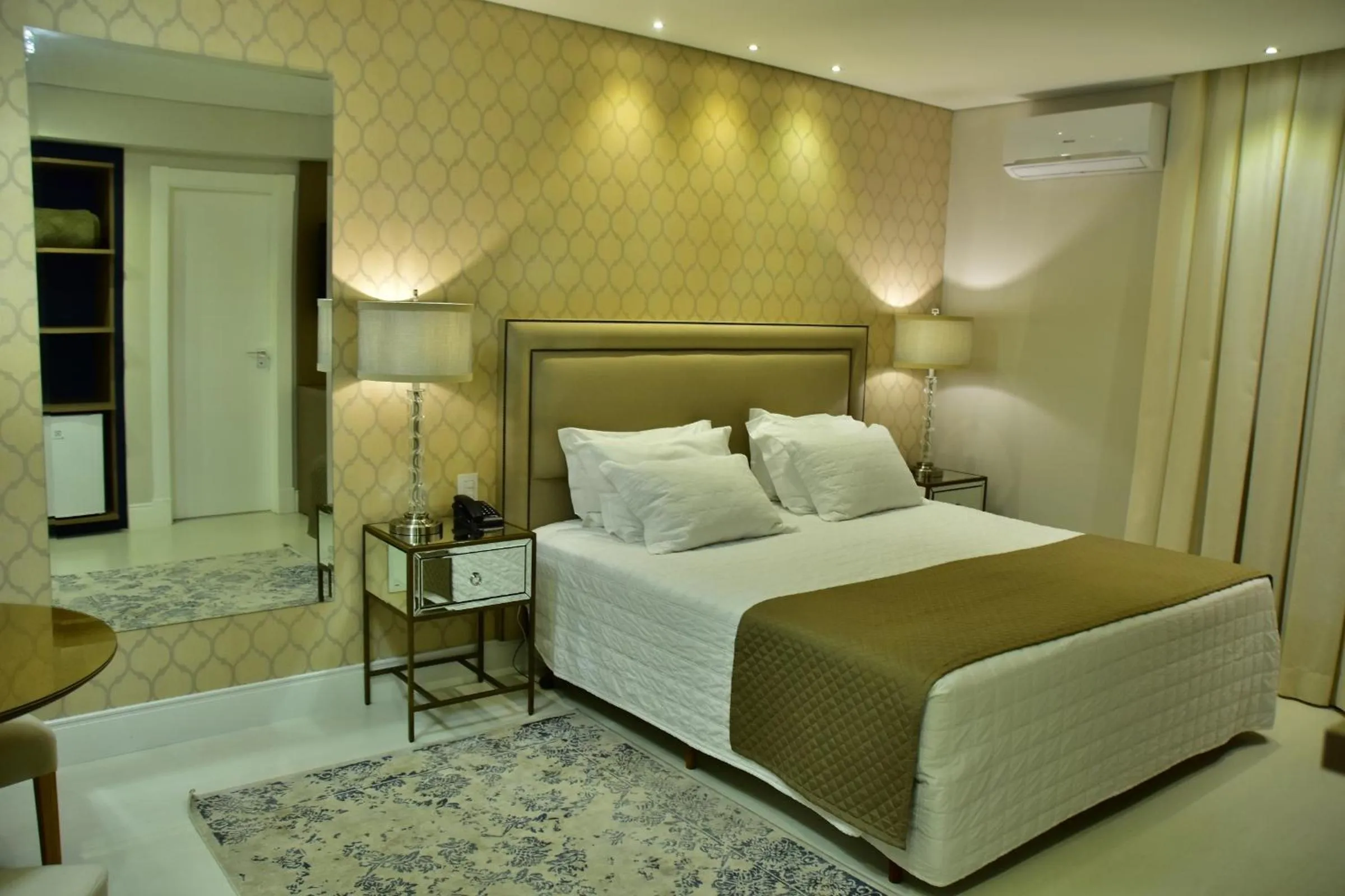 Bed in Hotel Marimar The Place