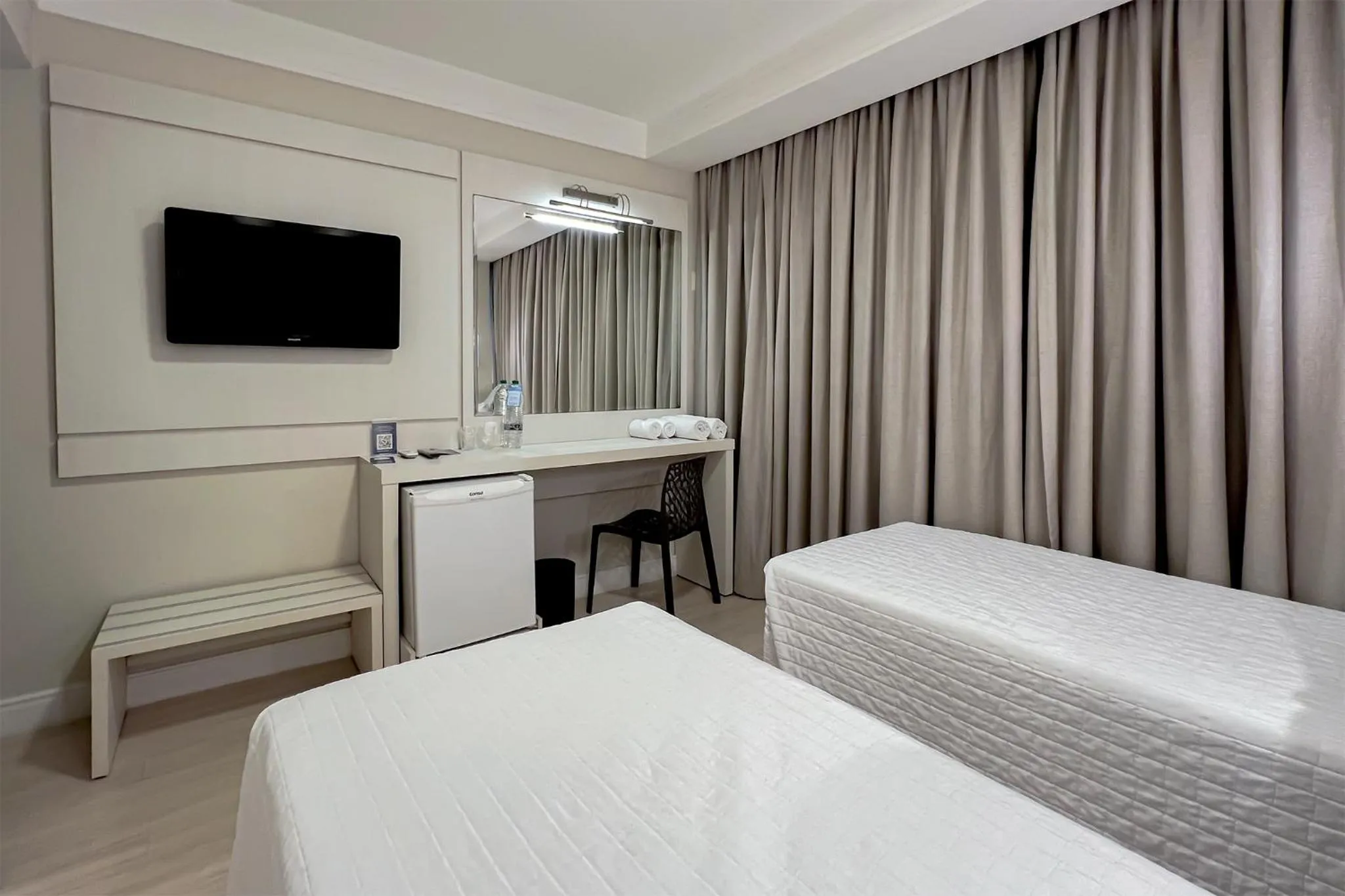 Bed in Hotel Marimar The Place