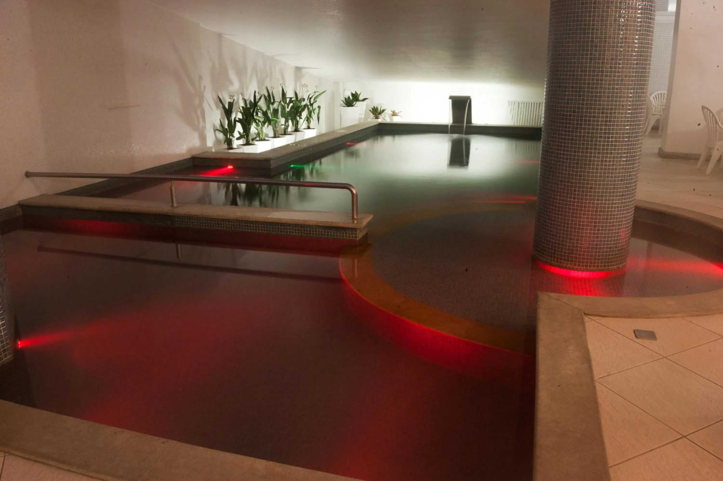 Communal lounge/ TV room in Hotel Marimar The Place