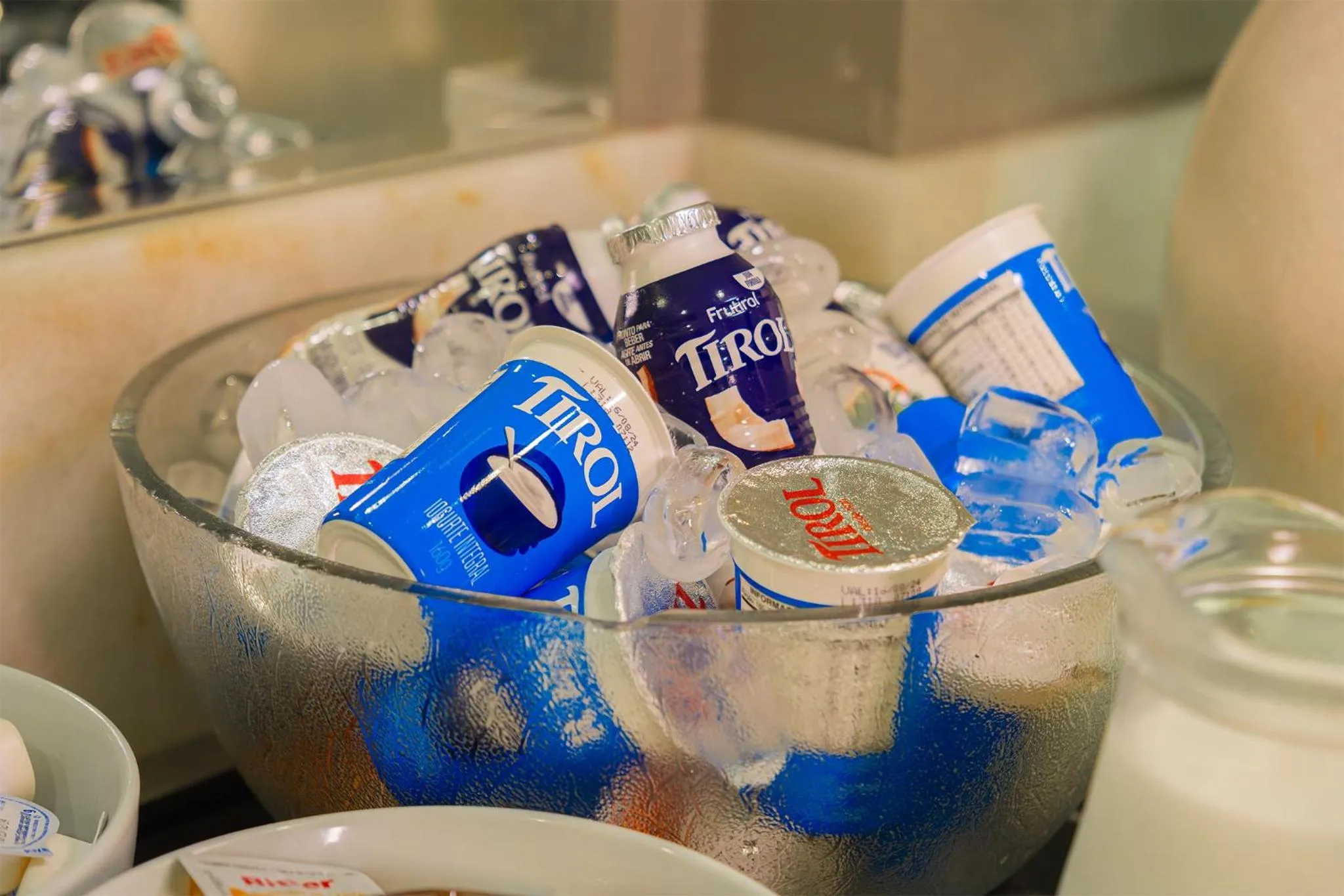 Restaurant/places to eat in Hotel Marimar The Place