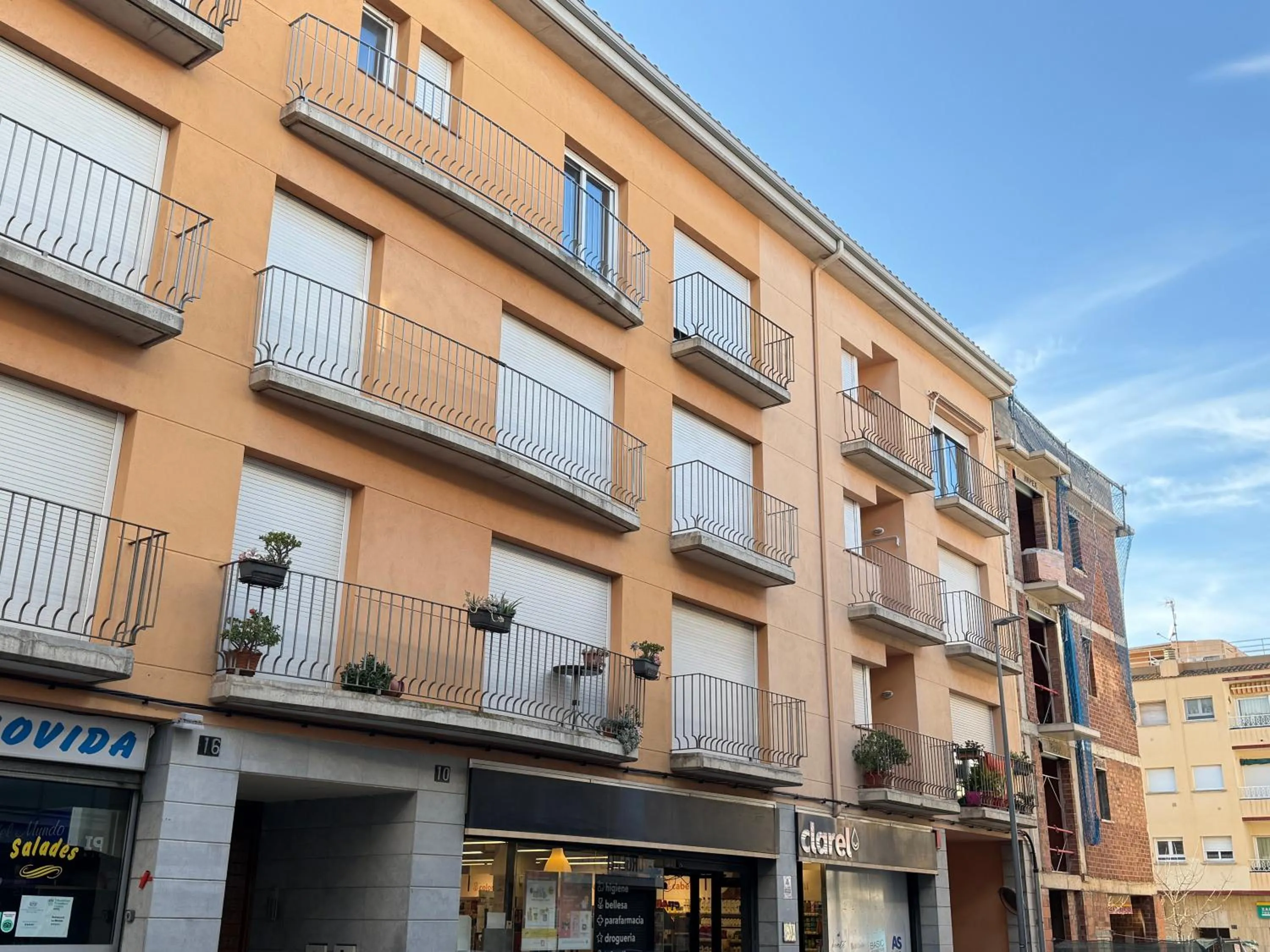 Property building in Agi Norfeu Park
