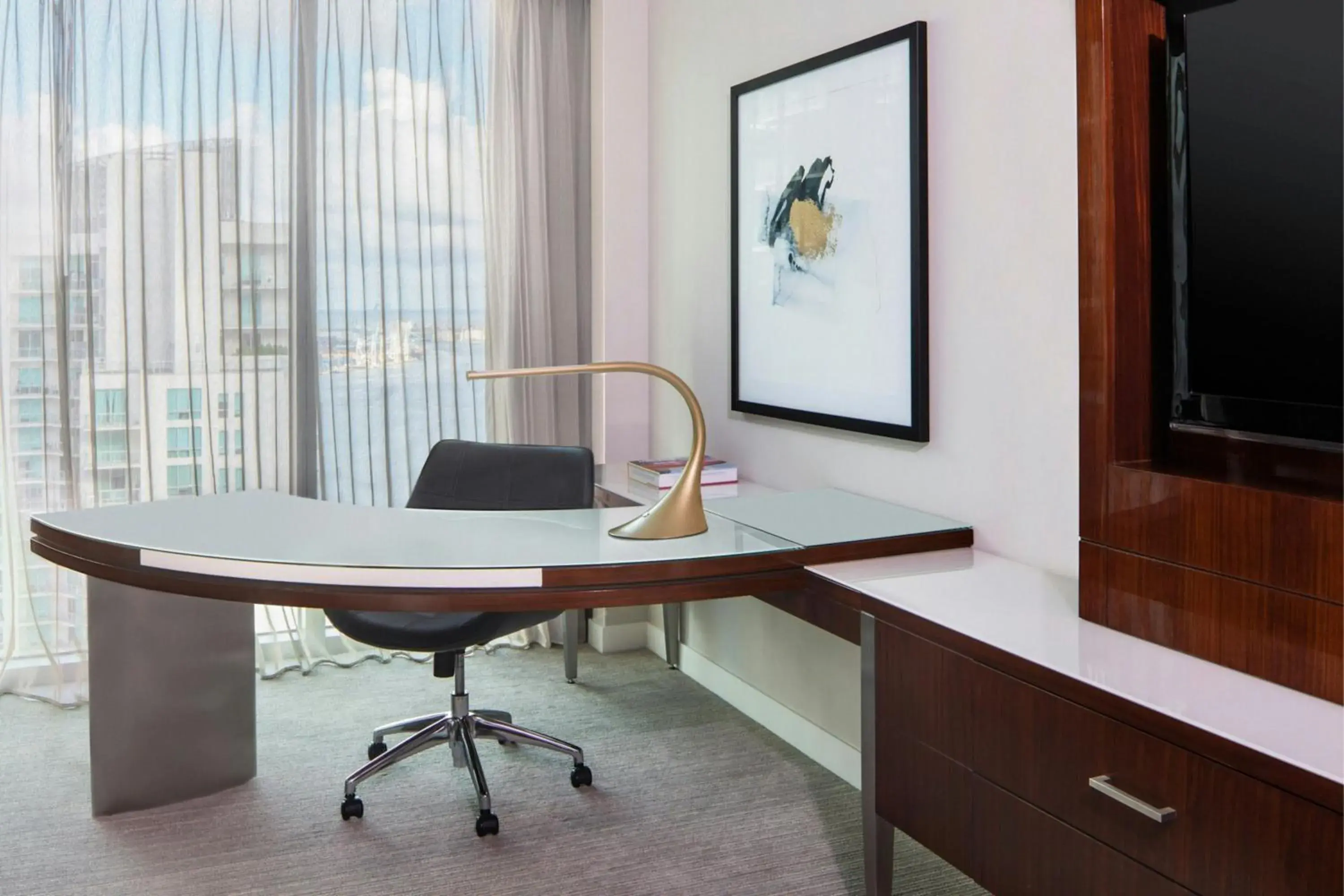 1 Bedroom Junior Suite, 2 Double, City view in JW Marriott Marquis Miami 1 Bedroom Junior Suite, 2 Double, City view in JW Marriott Marquis Miami