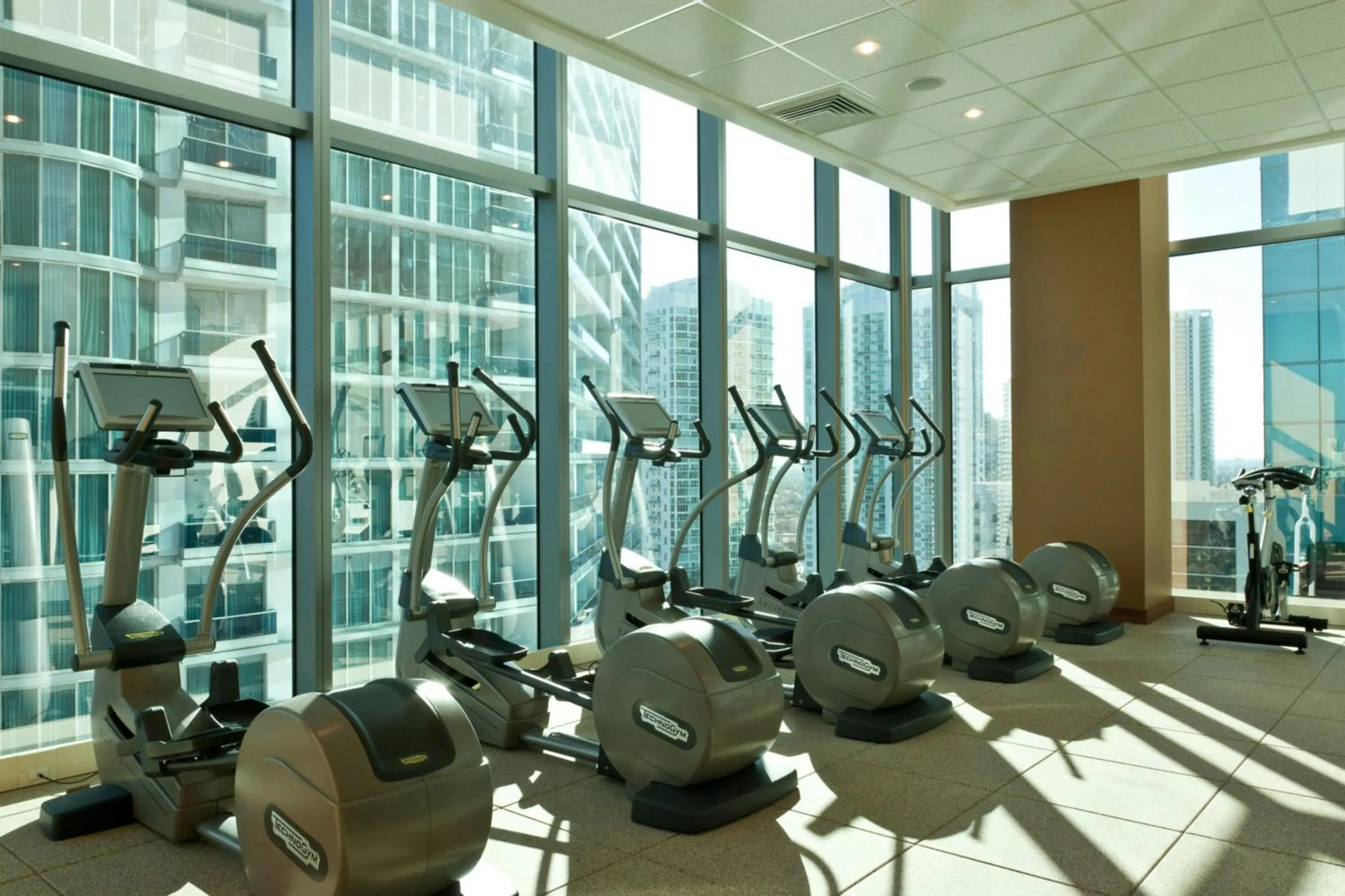Fitness centre/facilities in JW Marriott Marquis Miami