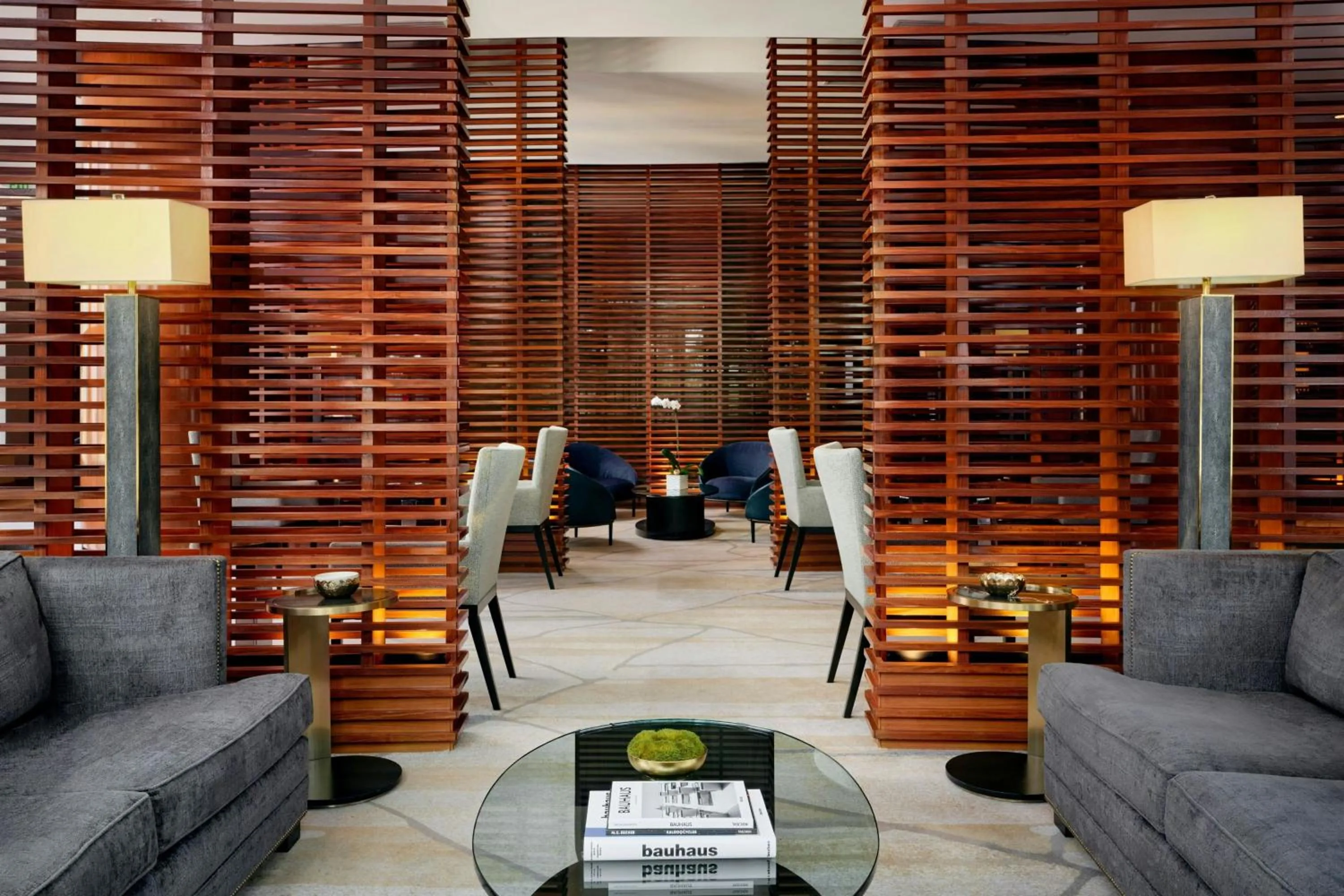 Lounge or bar in JW Marriott Marquis Miami