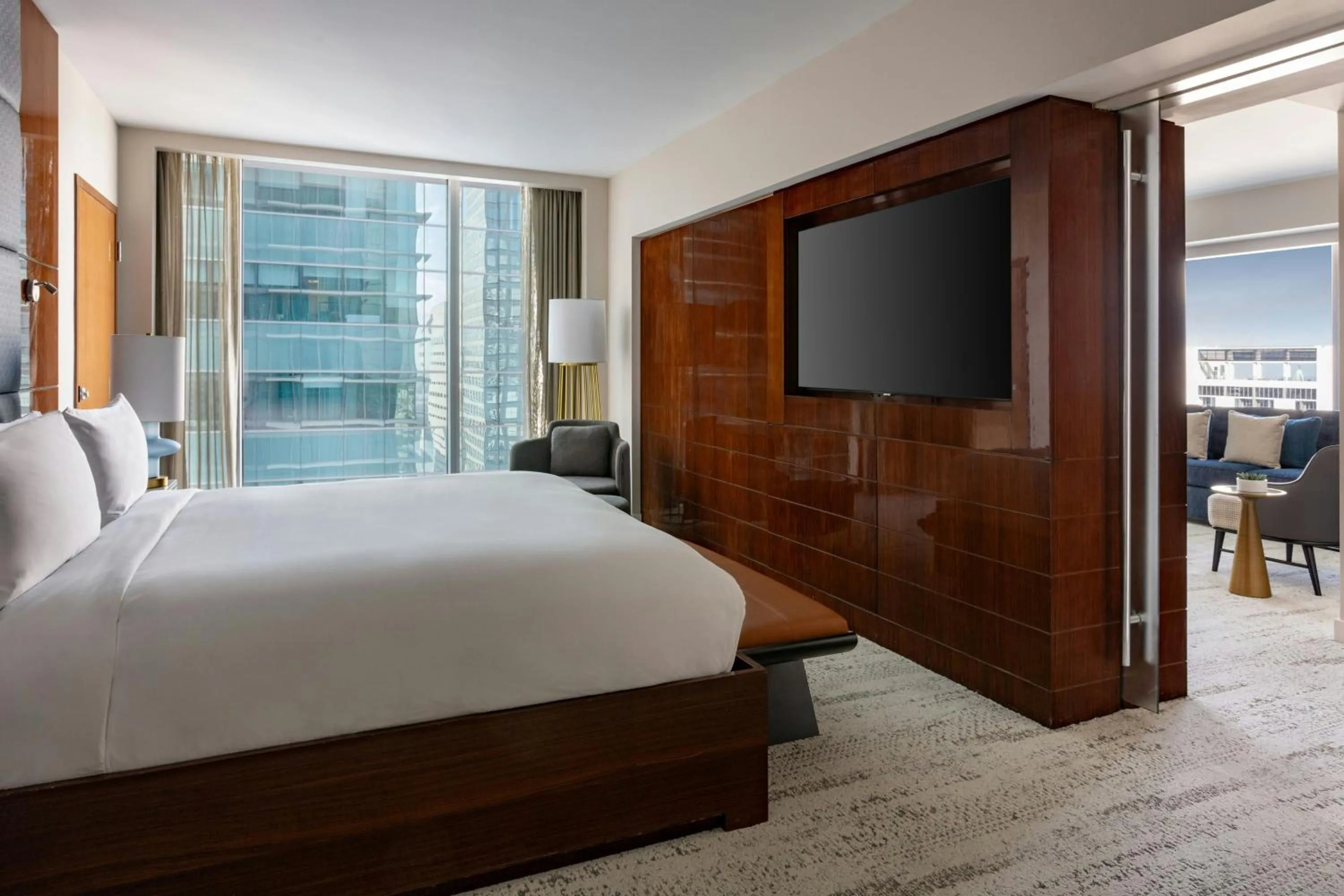 Bedroom, Bed in JW Marriott Marquis Miami