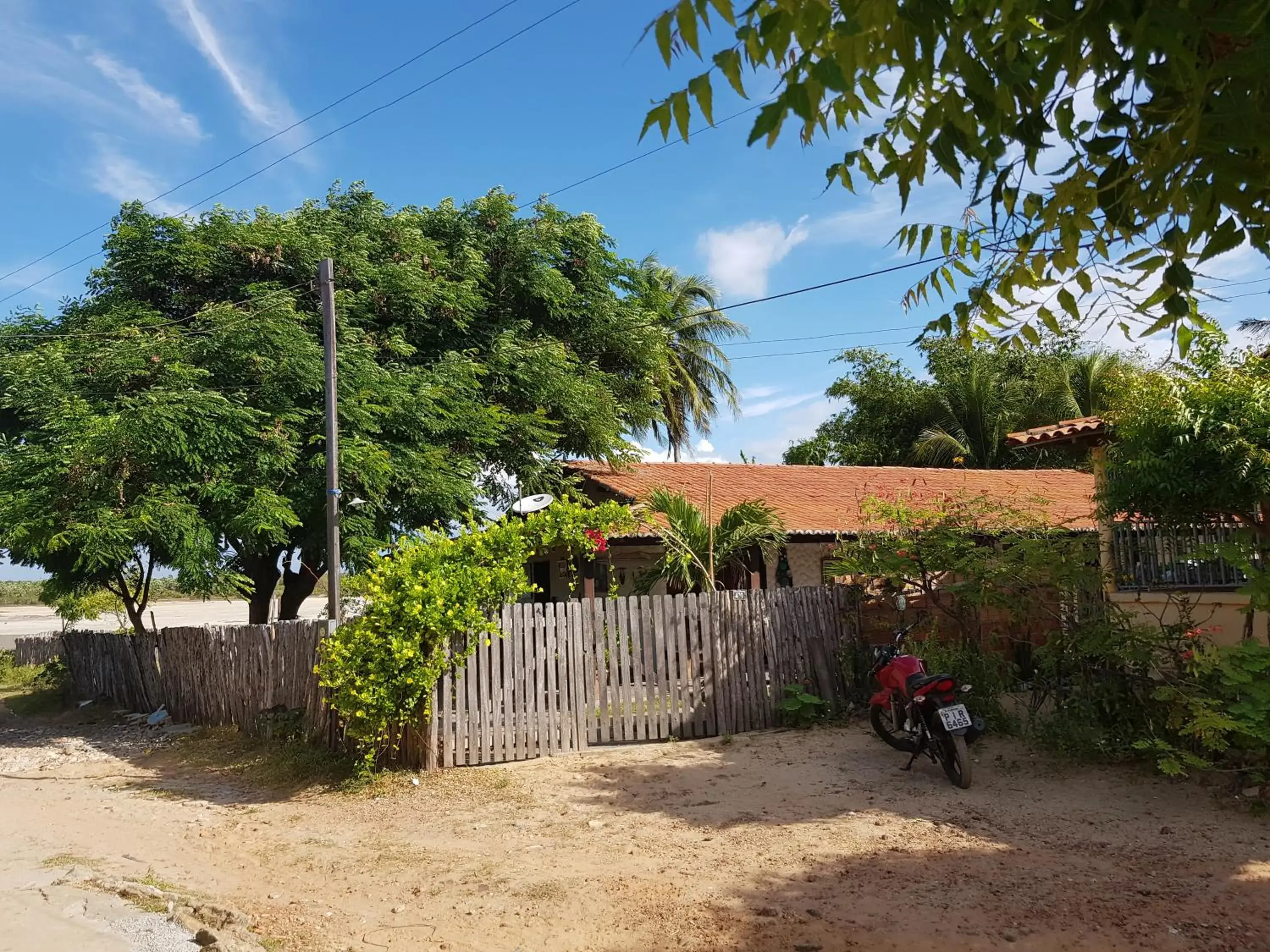 Quadruple Room with Private Bathroom - single occupancy in Pousada da Mamae Quadruple Room with Private Bathroom - single occupancy in Pousada da Mamae